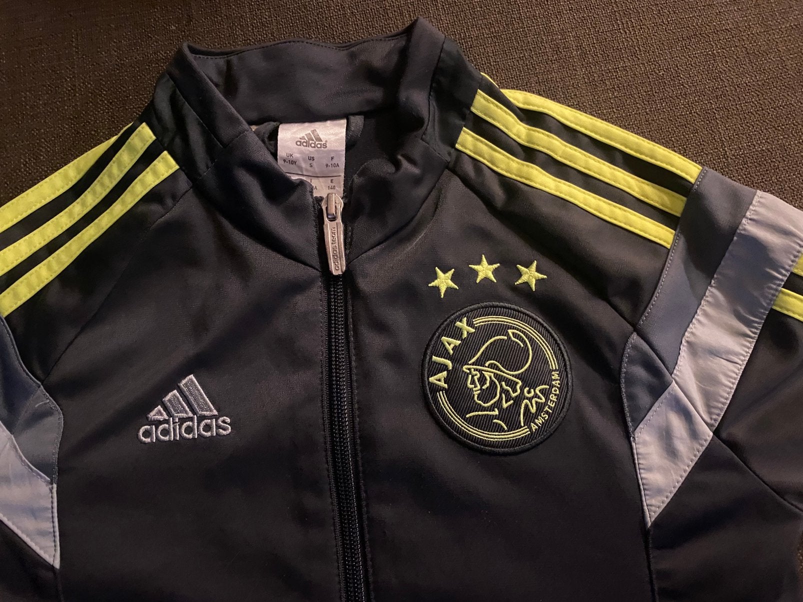 Adidas Ajax trainingsjack maat 140. Nieuwstaat, Ophalen of Verzenden, Nieuw, Jongen of Meisje, Sport- of Zwemkleding