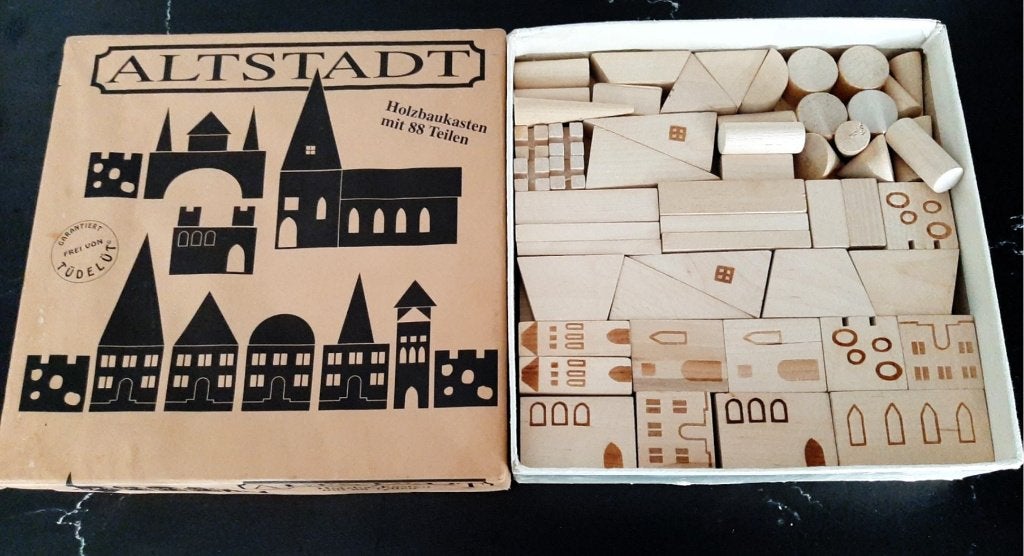 Houten speelblokken in doos, Ophalen of Verzenden, Zo goed als nieuw, Overige typen