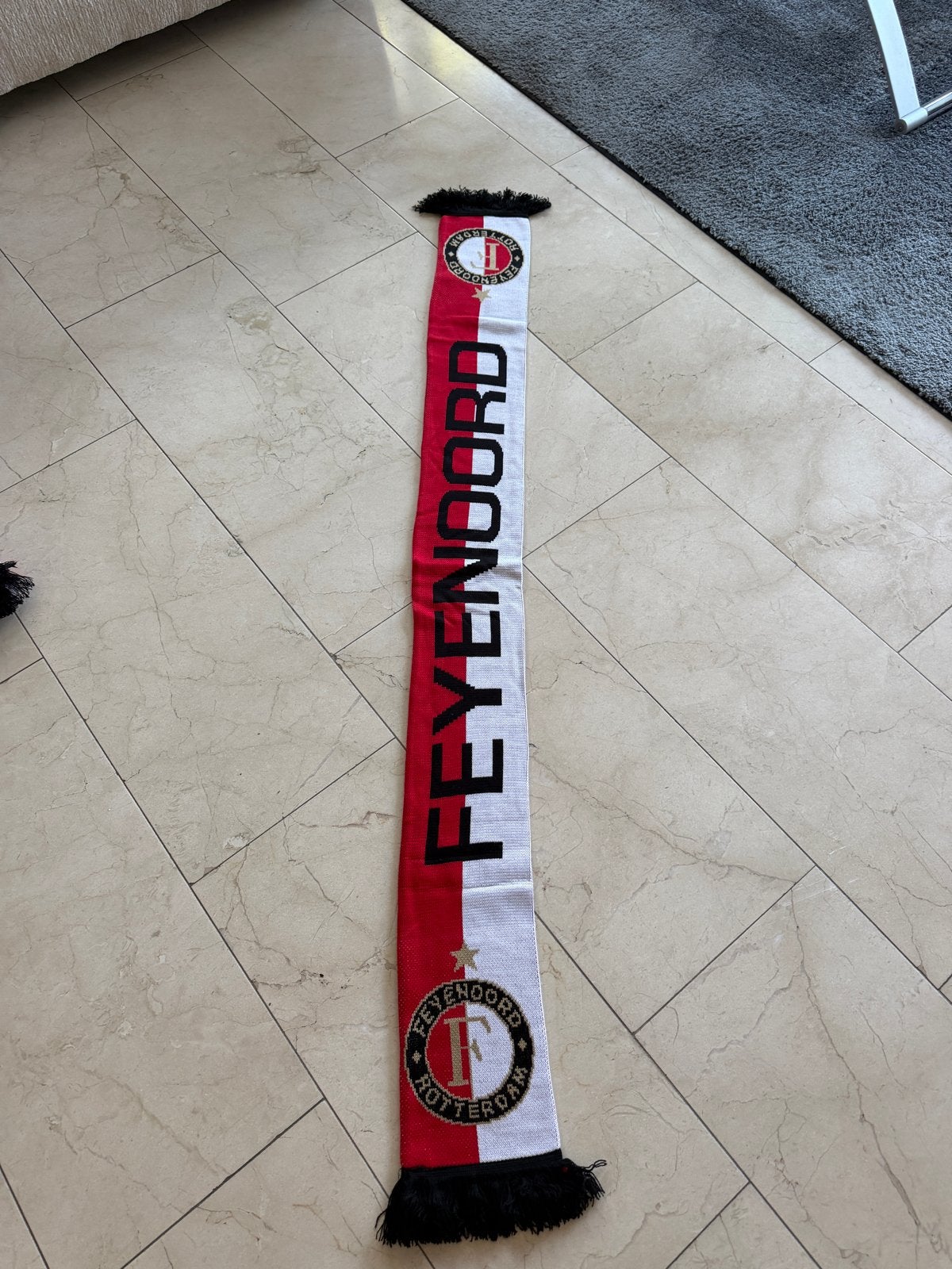 Feyenoord sjaal - Rood/Wit - Voetbalclub Rotterdam, Ophalen of Verzenden, Gebruikt, Feyenoord, Vaantje of Sjaal