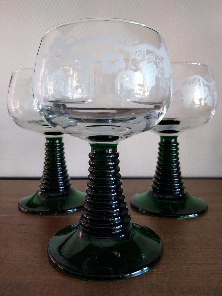 3 vintage wijnglazen, Verzamelen, Glas en Borrelglaasjes, Ophalen of Verzenden, Zo goed als nieuw, Overige typen