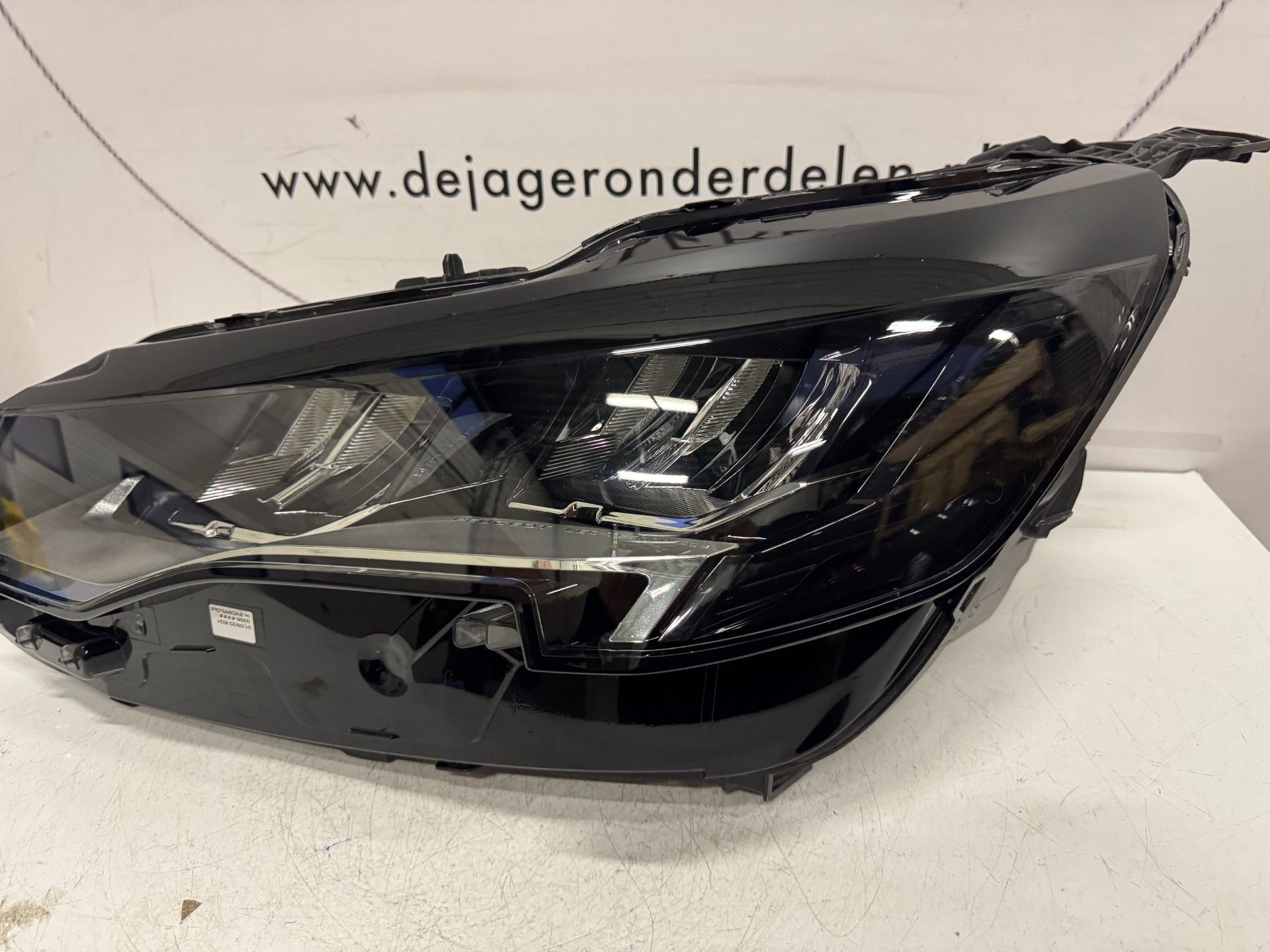 PEUGEOT 3008 5008 LED TECHNOLOGY KOPLAMP LINKS 9836230280, Taurusavenue 1
2132 LS  Hoofddorp, NL, Gebruikt, Contact.group@renault.com