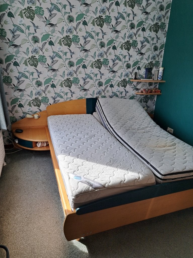 2 persoons bed 160 x 200 cm