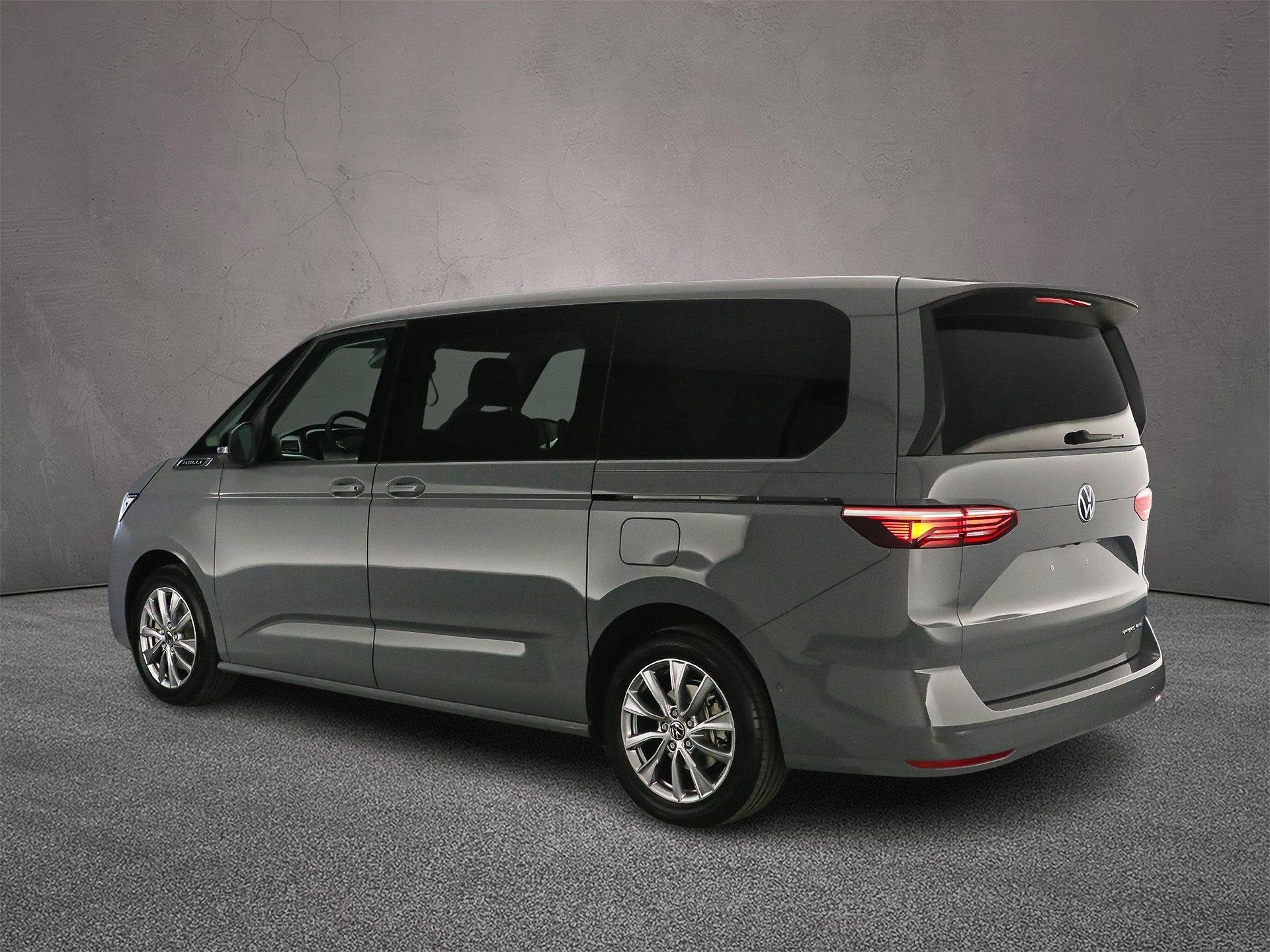 Volkswagen Multivan 1.5 TSI 245pk DSG eHybrid L2 Bulli Editi, Auto's, Automaat, 1498 cc, 150 min, 7 stoelen
