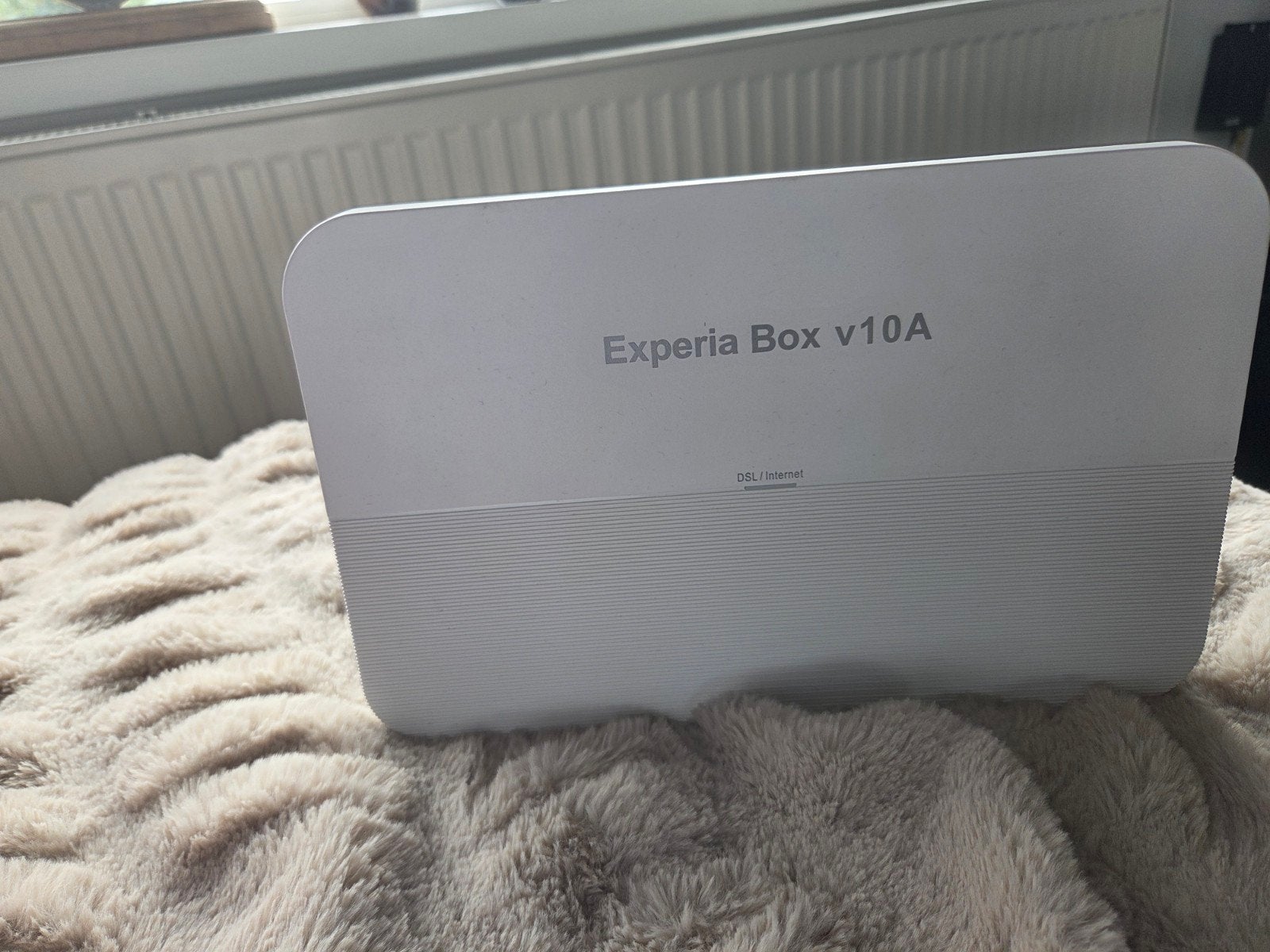 KPN Experia Box v10A Router/modem, Verzenden, Gebruikt, Router met modem, KPN