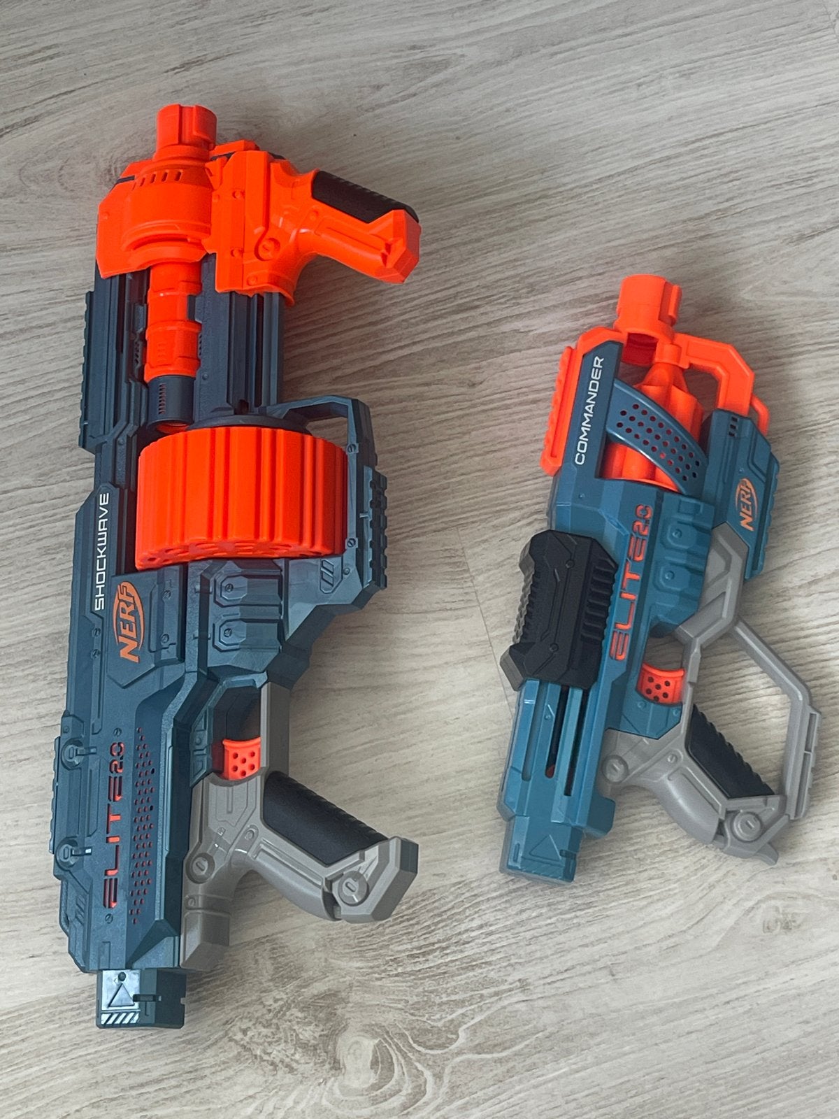 Nerf Elite 2.0 Shockwave RD-15 & Commander RD-6 Blasters, Ophalen of Verzenden, Zo goed als nieuw
