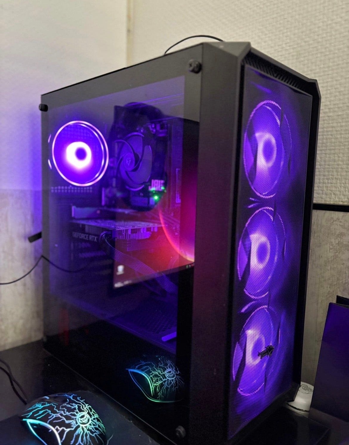 Gaming PC met RTX 4060 - 400+ FPS in Fortnite, Ophalen of Verzenden, Zo goed als nieuw, Gaming, SSD