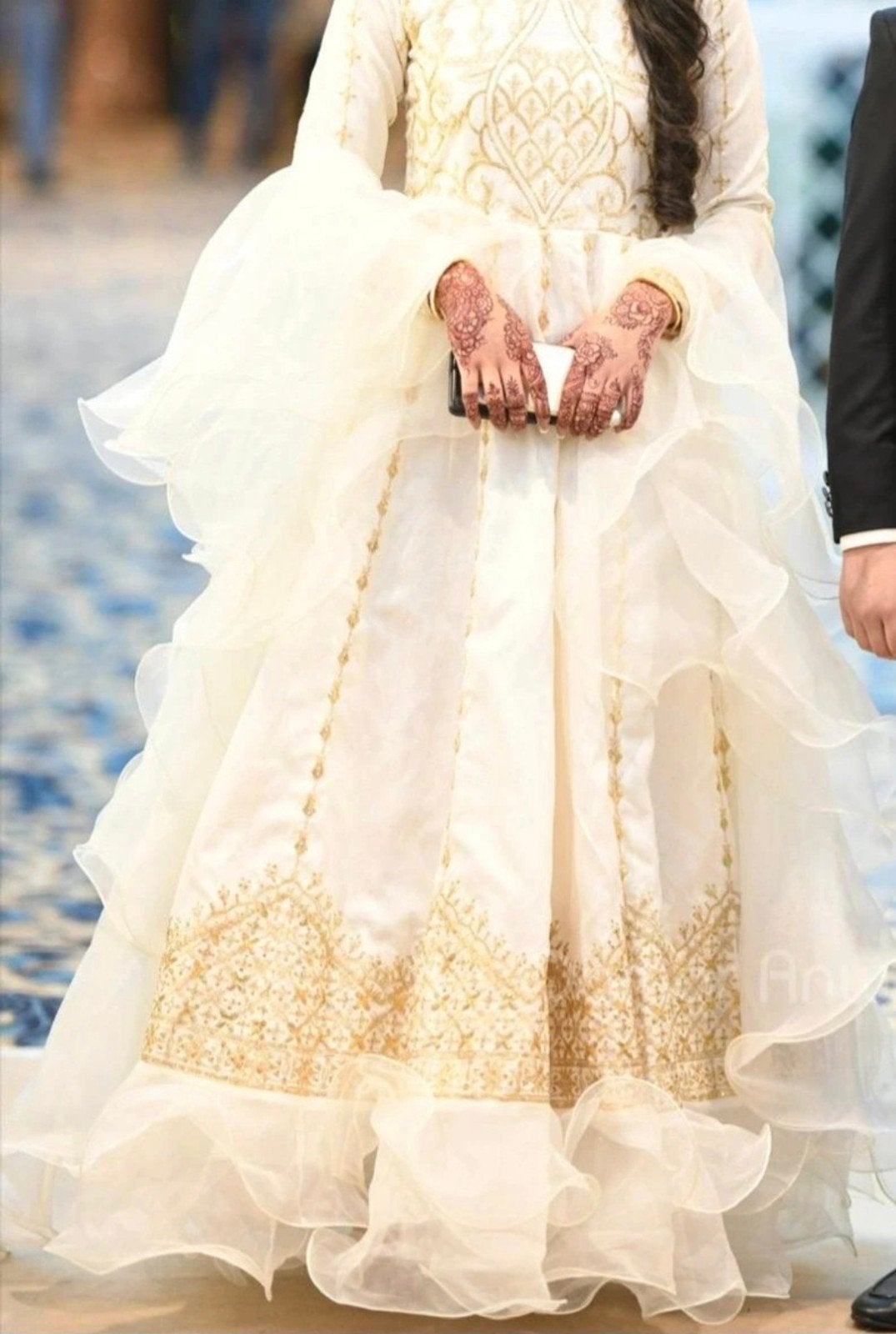 Elegante witte galajurk met gouden borduursels, Kleding | Dames, Galajurk, Wit, Ophalen of Verzenden, Maat 36 (S)