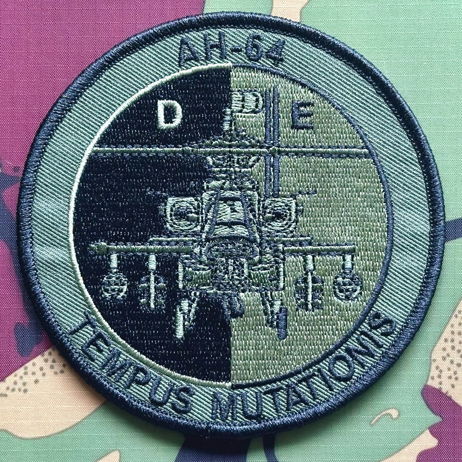 Patch RNLAF 301 980 SQN AH-64D/E, Verzamelen, Militaria | Algemeen, Ophalen of Verzenden, Luchtmacht, Nederland, Embleem of Badge