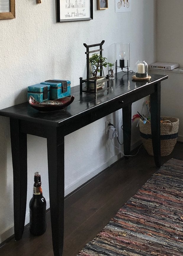 Zwarte sidetable van hout, Ophalen, Gebruikt, 100 tot 150 cm, 25 tot 50 cm