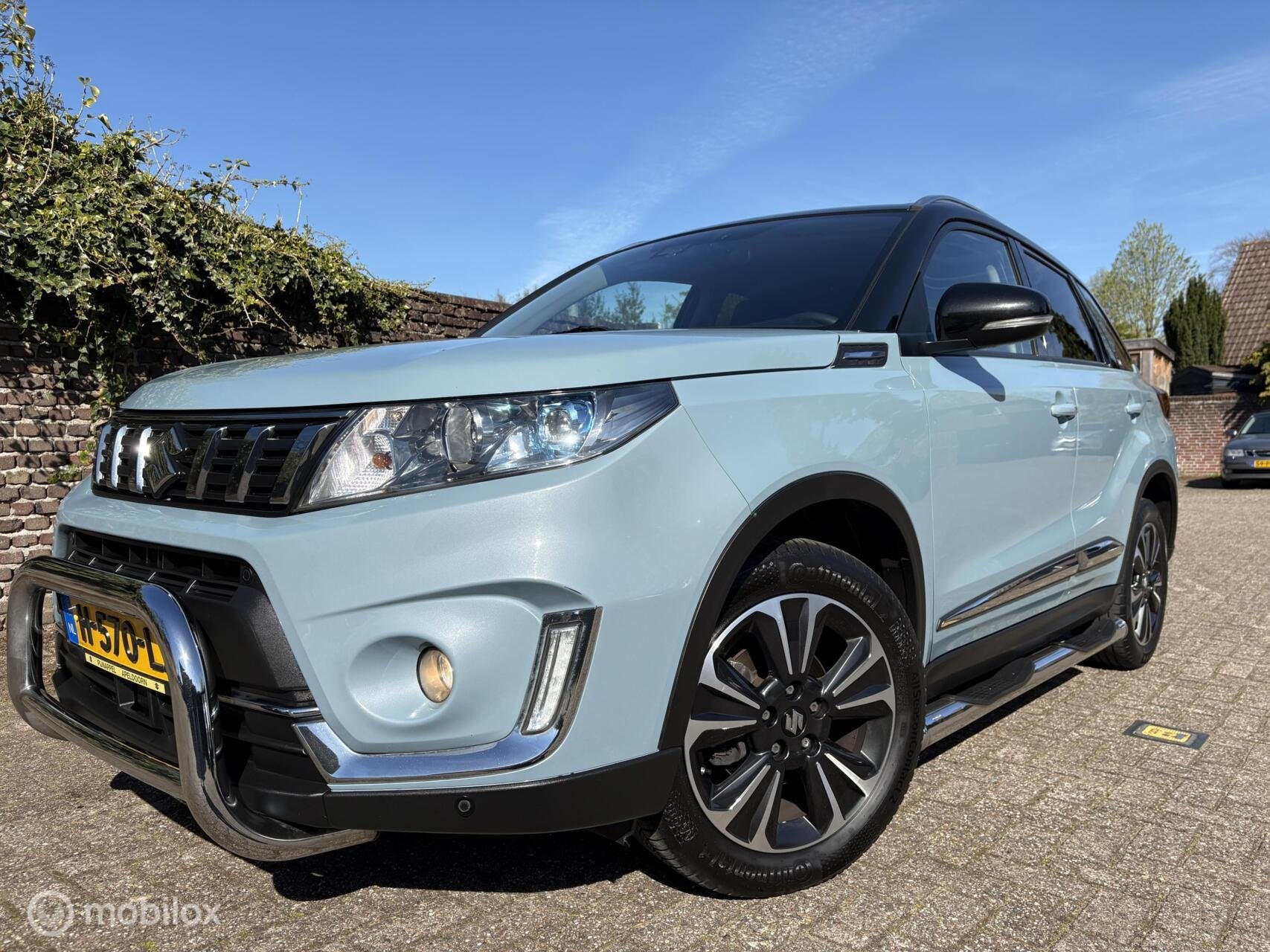 Suzuki Vitara 1.4 Boosterjet AllGrip Stijl / 4WD, Auto's, Gebruikt, 4 cilinders, Alcantara, 49 €/maand