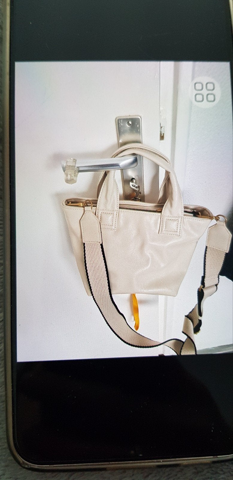 Zara tas - Zo goed als nieuw, Ophalen of Verzenden, Zo goed als nieuw, Beige, Handtas