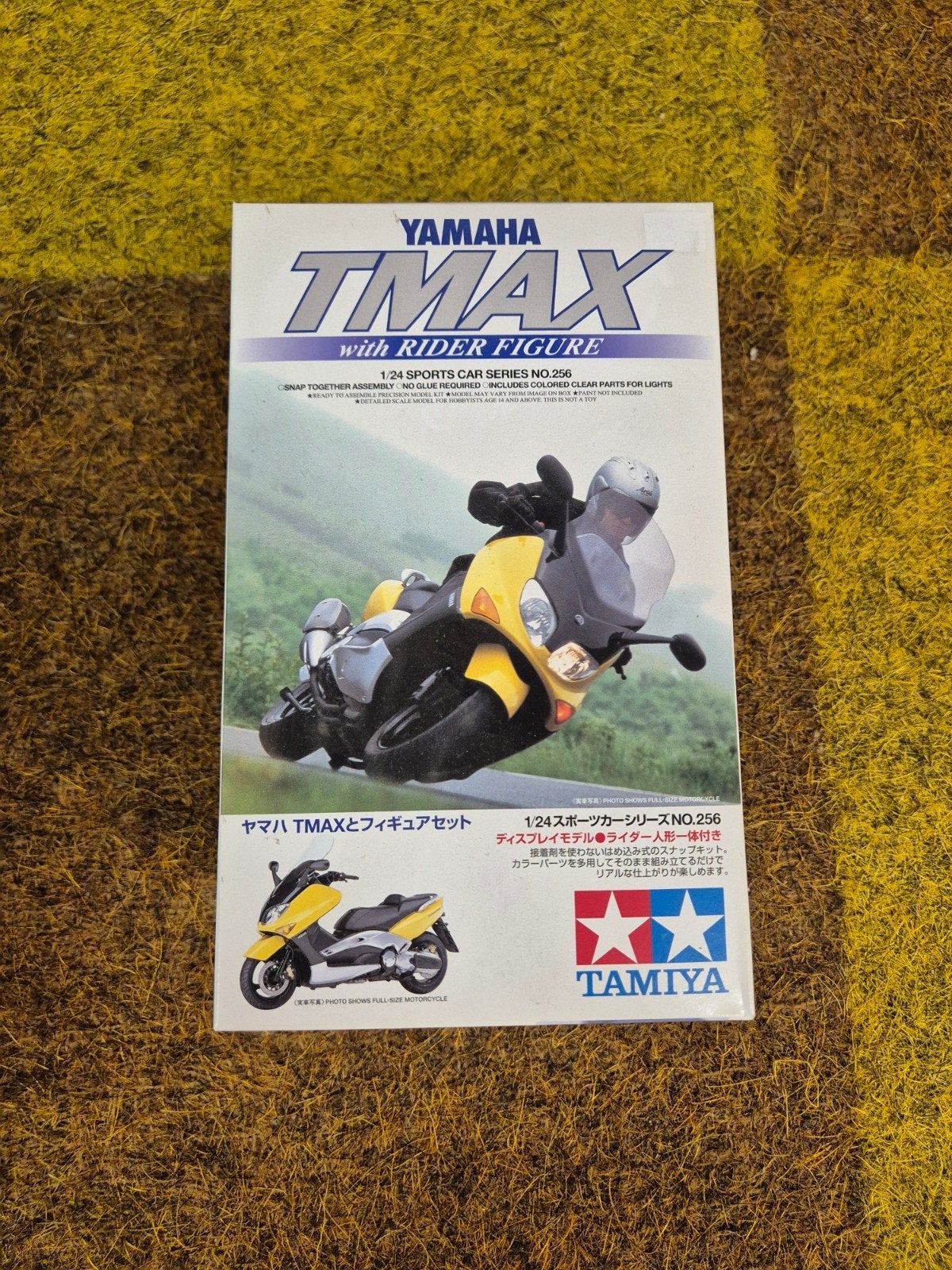 Tamiya YAMAHA T-MAX w/ figure, Hobby en Vrije tijd, Modelbouw | Auto's en Voertuigen, 1:32 tot 1:50, Overige typen, Nieuw, Ophalen of Verzenden