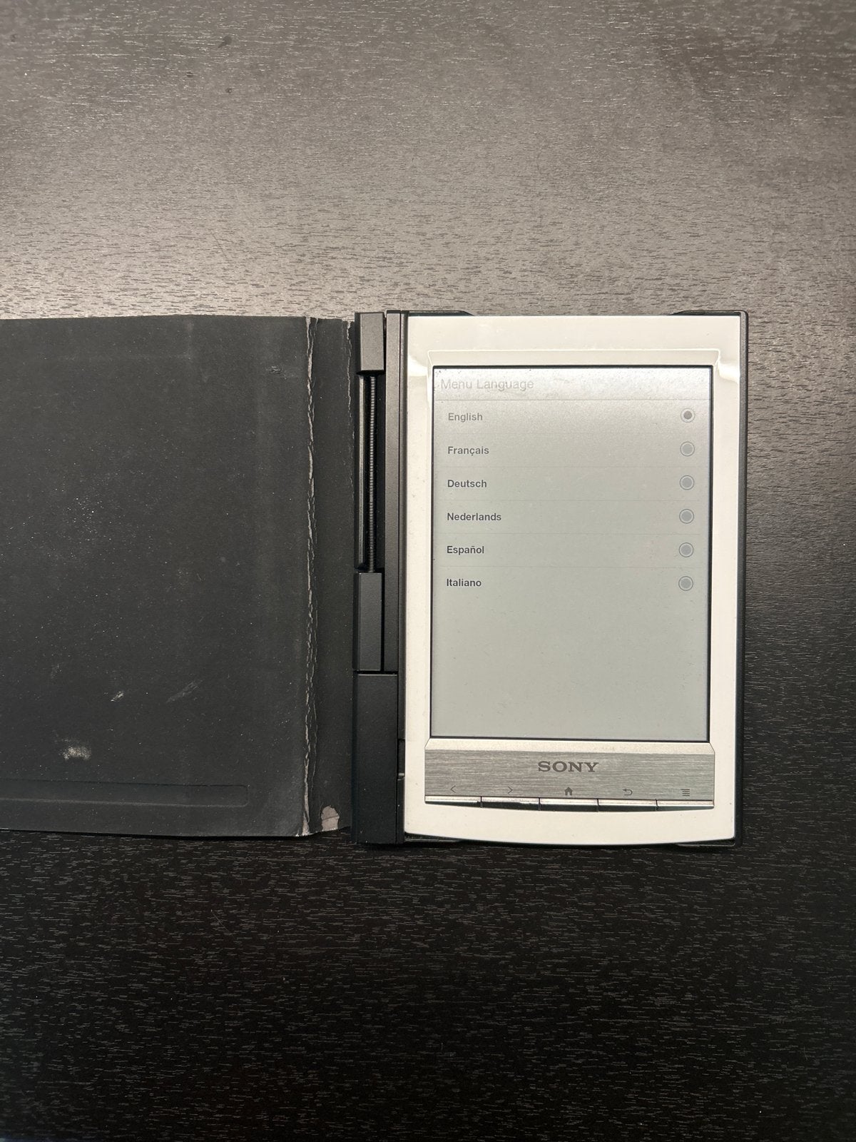 Sony E-reader met hoes - perfect om te lezen, Gebruikt, Verzenden, 4 GB of minder, Touchscreen
