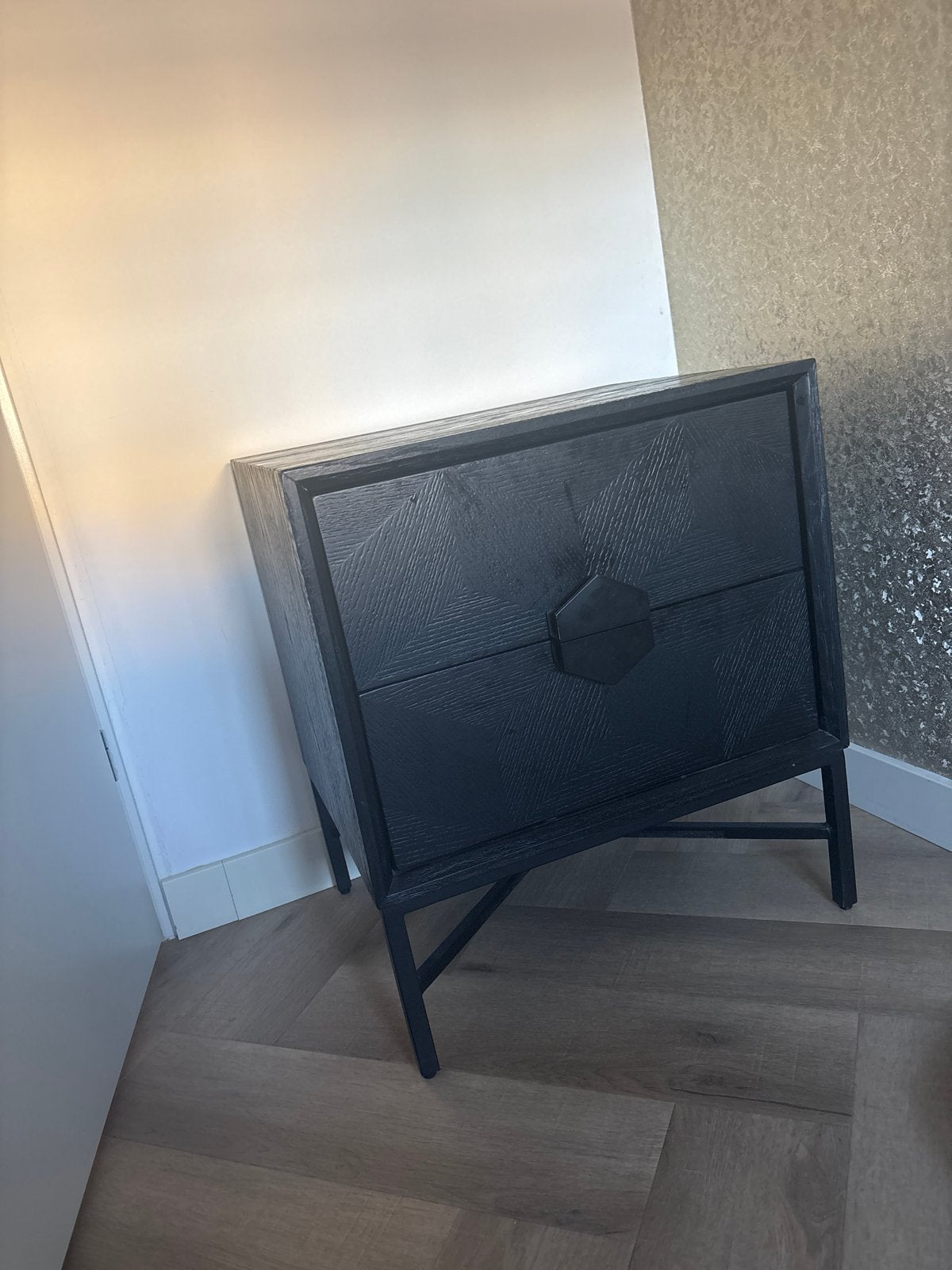 Richmond Interiors Blax 2-laden nachtkastje/ladenkast, Ophalen, 55 tot 70 cm, Zo goed als nieuw, 45 tot 65 cm