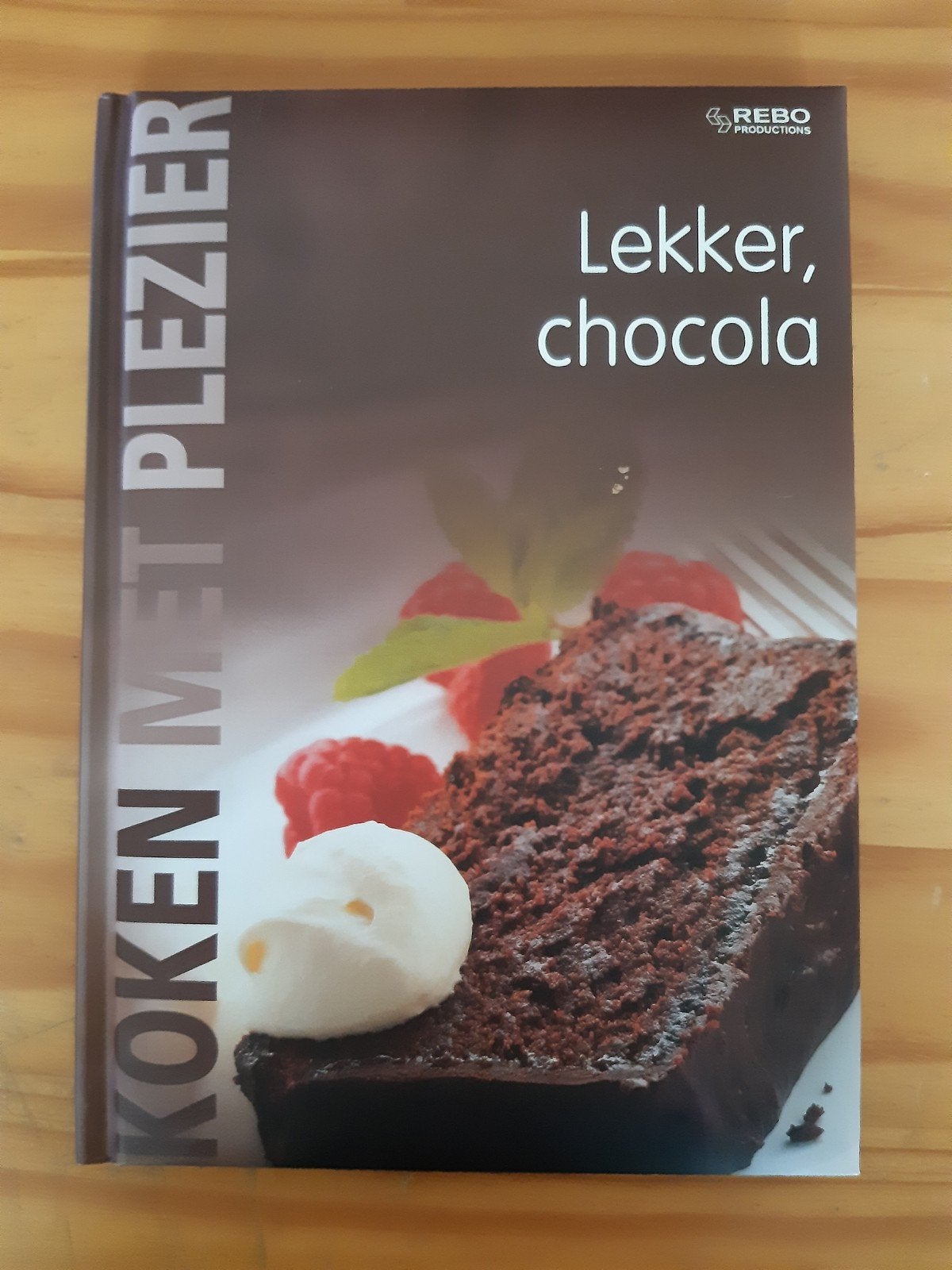 Lekker chocolade; serie Koken met plezier, Ophalen of Verzenden, Gelezen, Taart, Gebak en Desserts