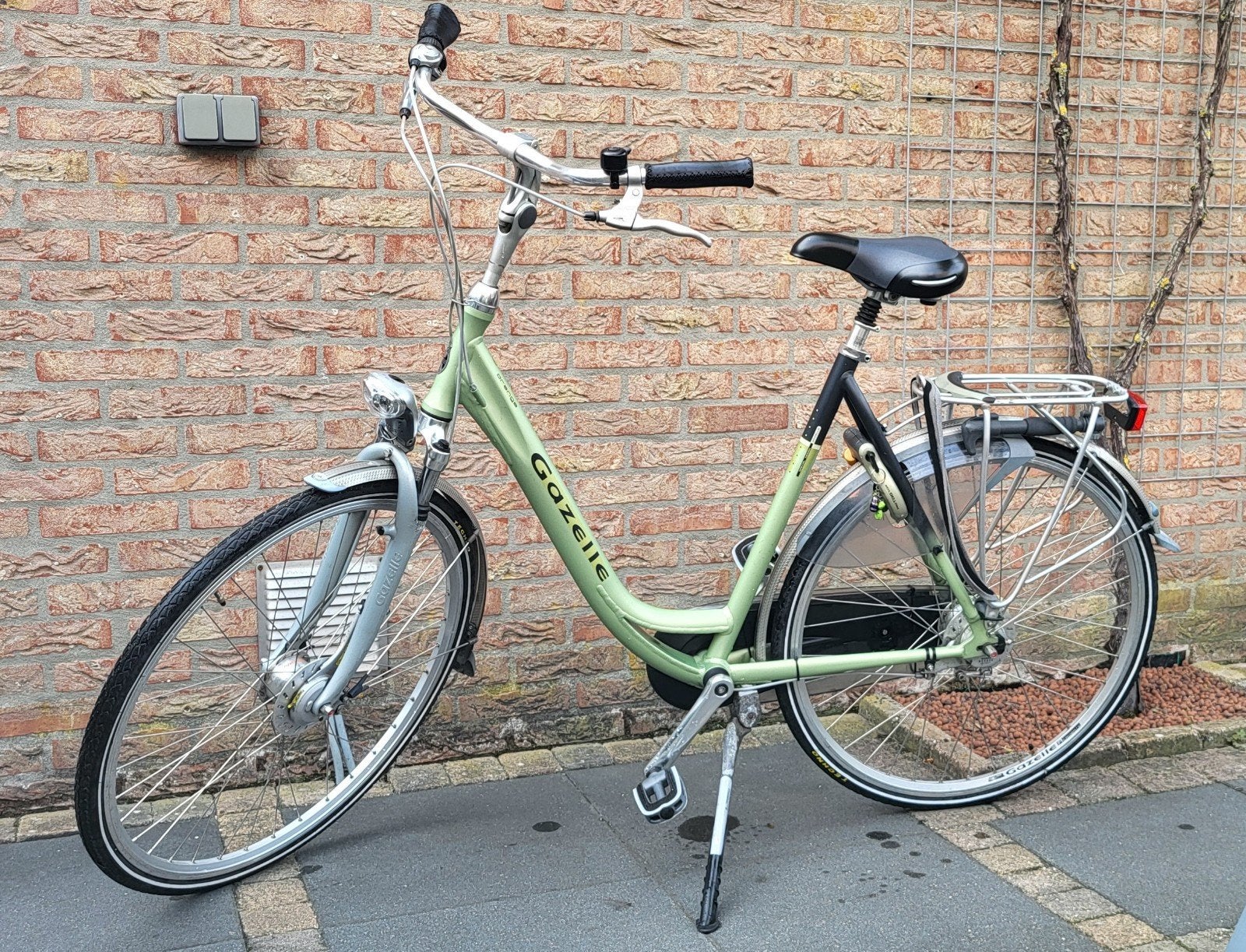 Gazelle Orange Stadsfiets (GERESERVEERD), Fietsen en Brommers, Fietsen | Dames | Damesfietsen, Ophalen, Gebruikt, Gazelle