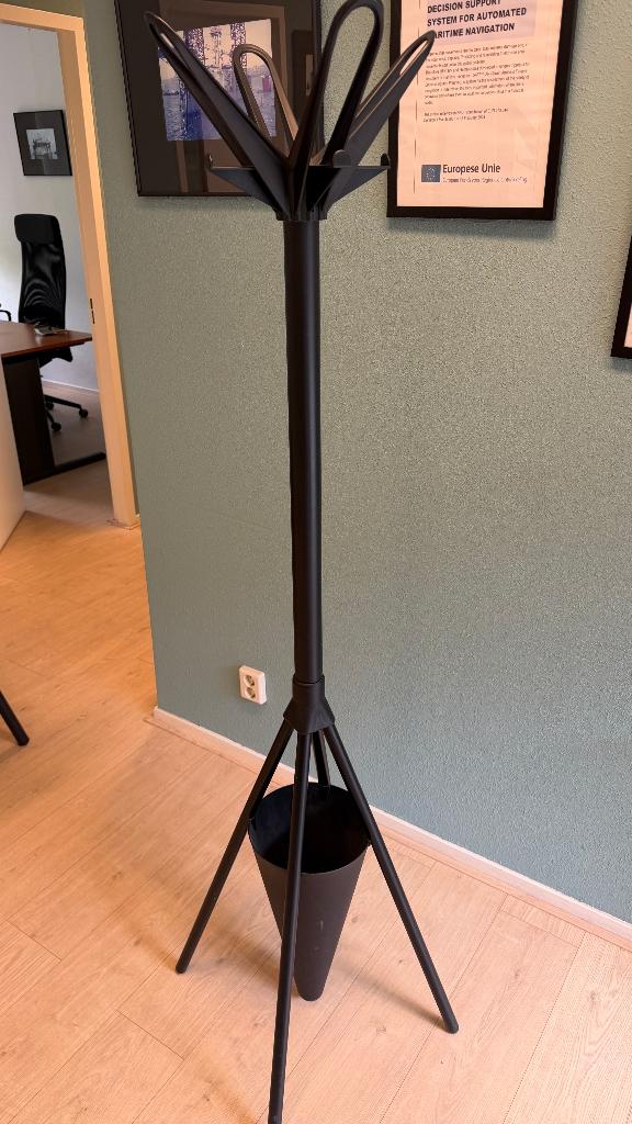 Coat Hanger, Huis en Inrichting, Woonaccessoires | Kapstokken, Overige materialen, Unknown, Unknown, Ophalen of Verzenden