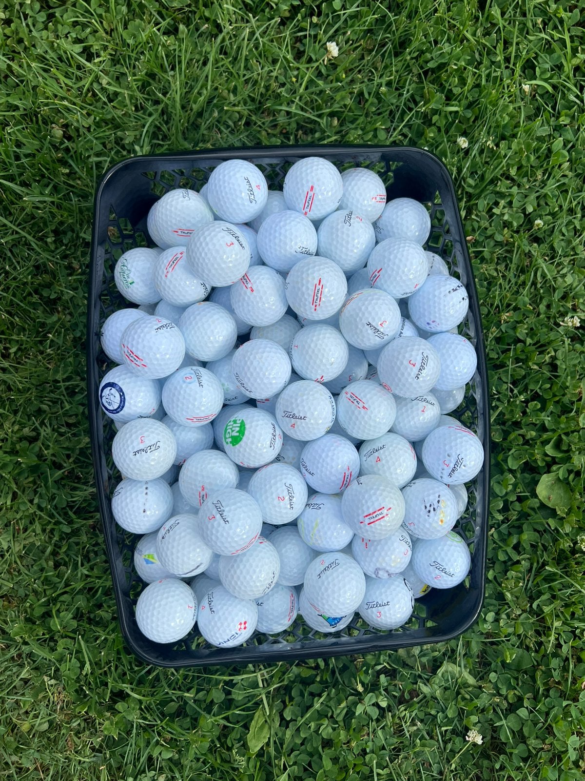100 Nette Titleist Trufeel golfballen, Ophalen of Verzenden, Zo goed als nieuw, Bal(len), Overige merken