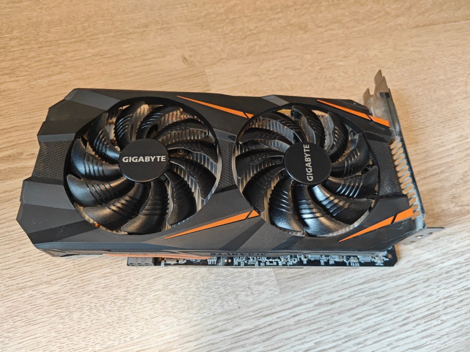 Gigabyte Videokaart GeForce GTX 1060 Windforce OC 6GB, Computers en Software, PCI-Express 3, Gebruikt, HDMI, Ophalen of Verzenden