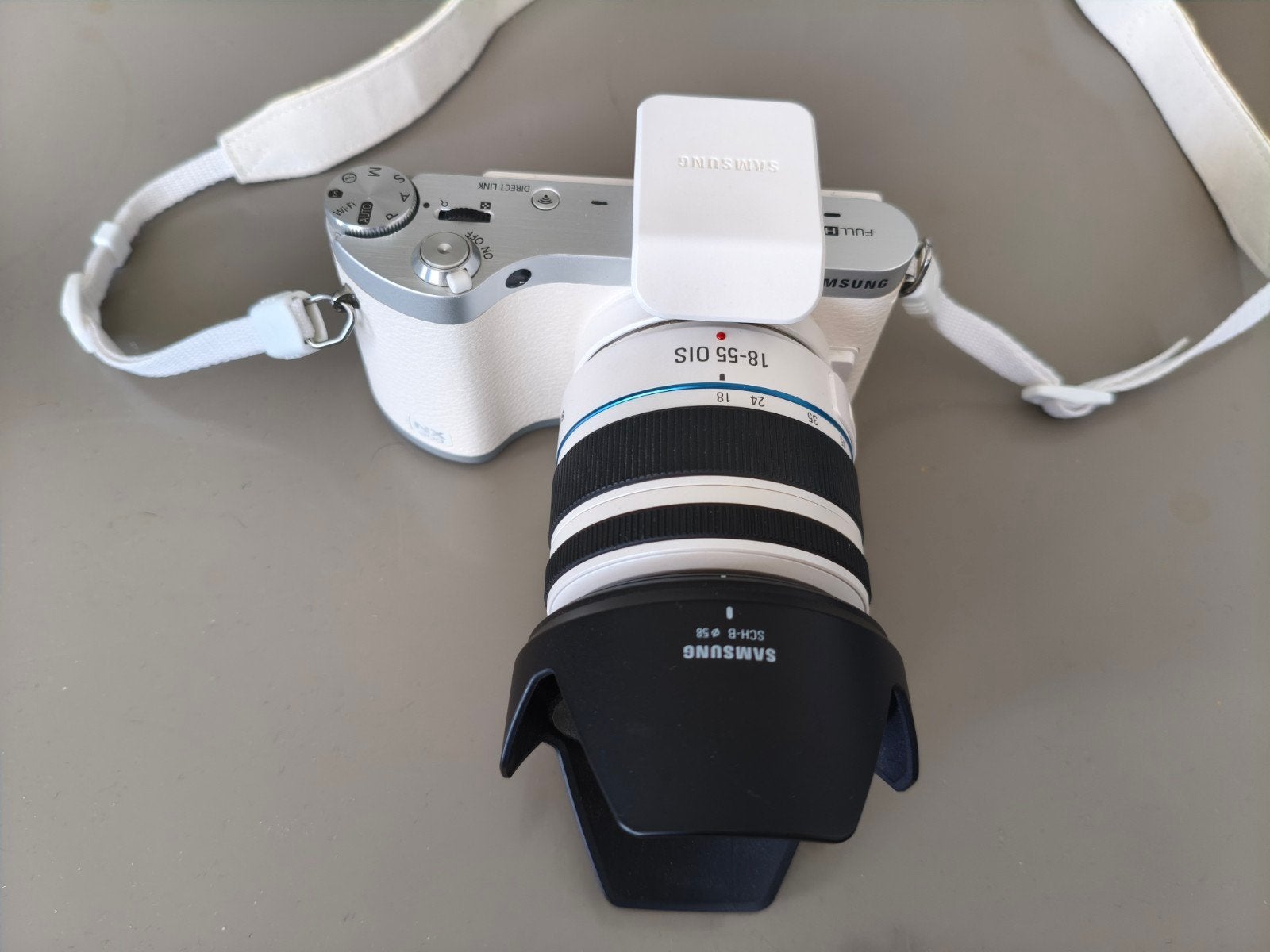 Samsung NX300 + Samsung NX 18-55mm lens, Audio, Tv en Foto, Fotocamera's Digitaal, Ophalen, Zo goed als nieuw, Samsung