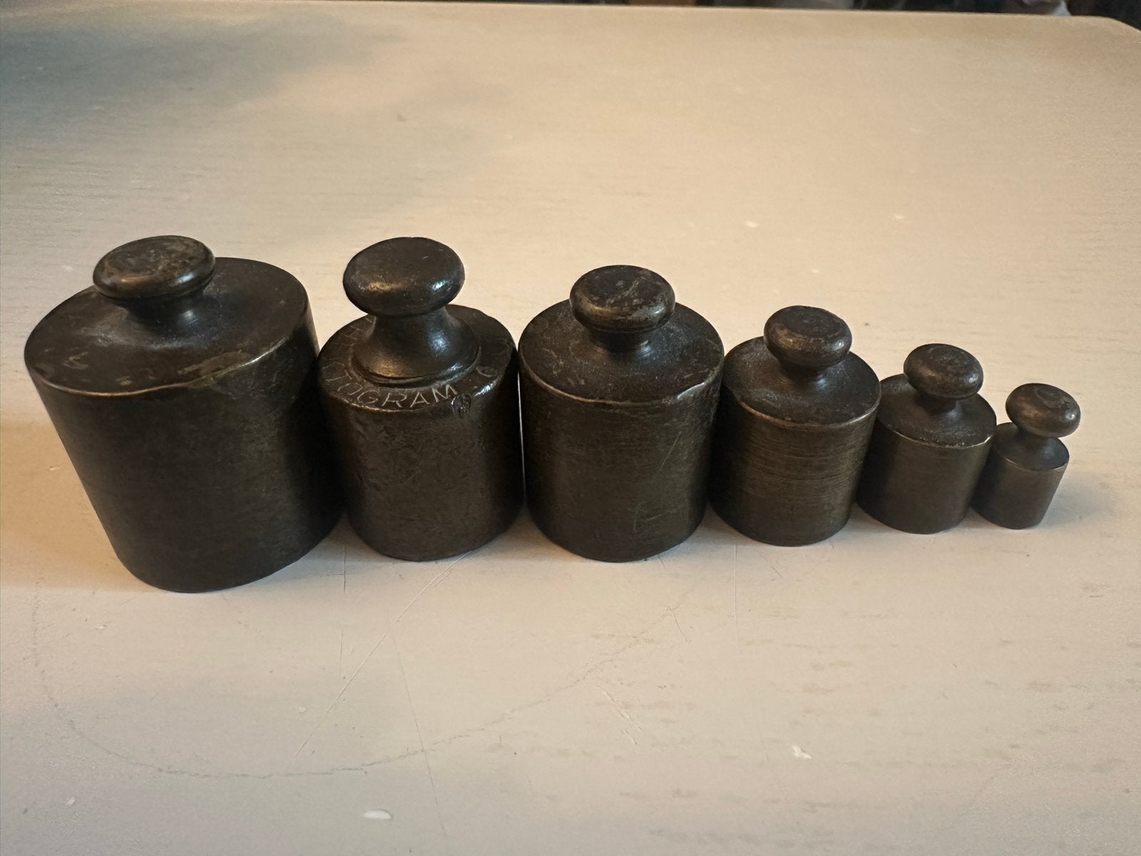 Set van 6 antieke koperen gewichtjes, Ophalen of Verzenden