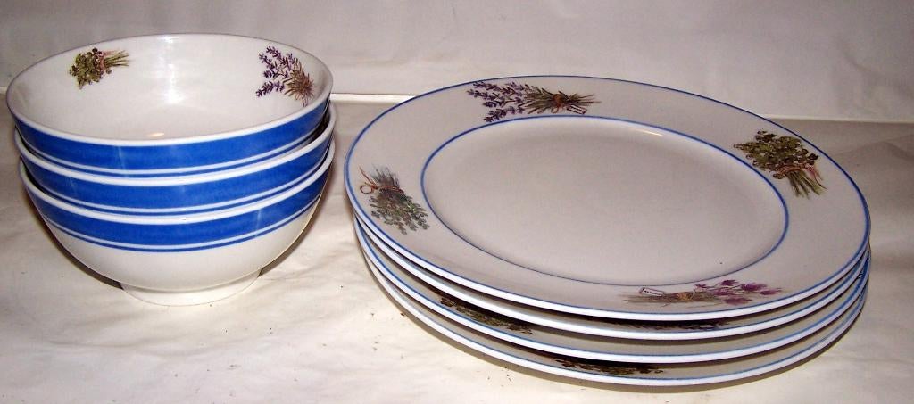 Alie Kruse Kolk servies. 4 borden en 3 kommen. Izgs., Keramiek, Ophalen of Verzenden, Zo goed als nieuw, Bord(en)