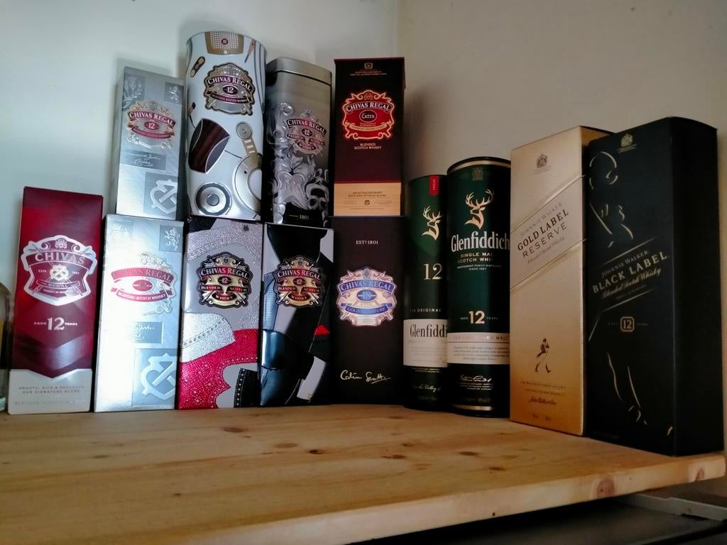 Mooie partij lege blikken/kartonnen Whisky verpakkingen., Ophalen of Verzenden, Gebruikt