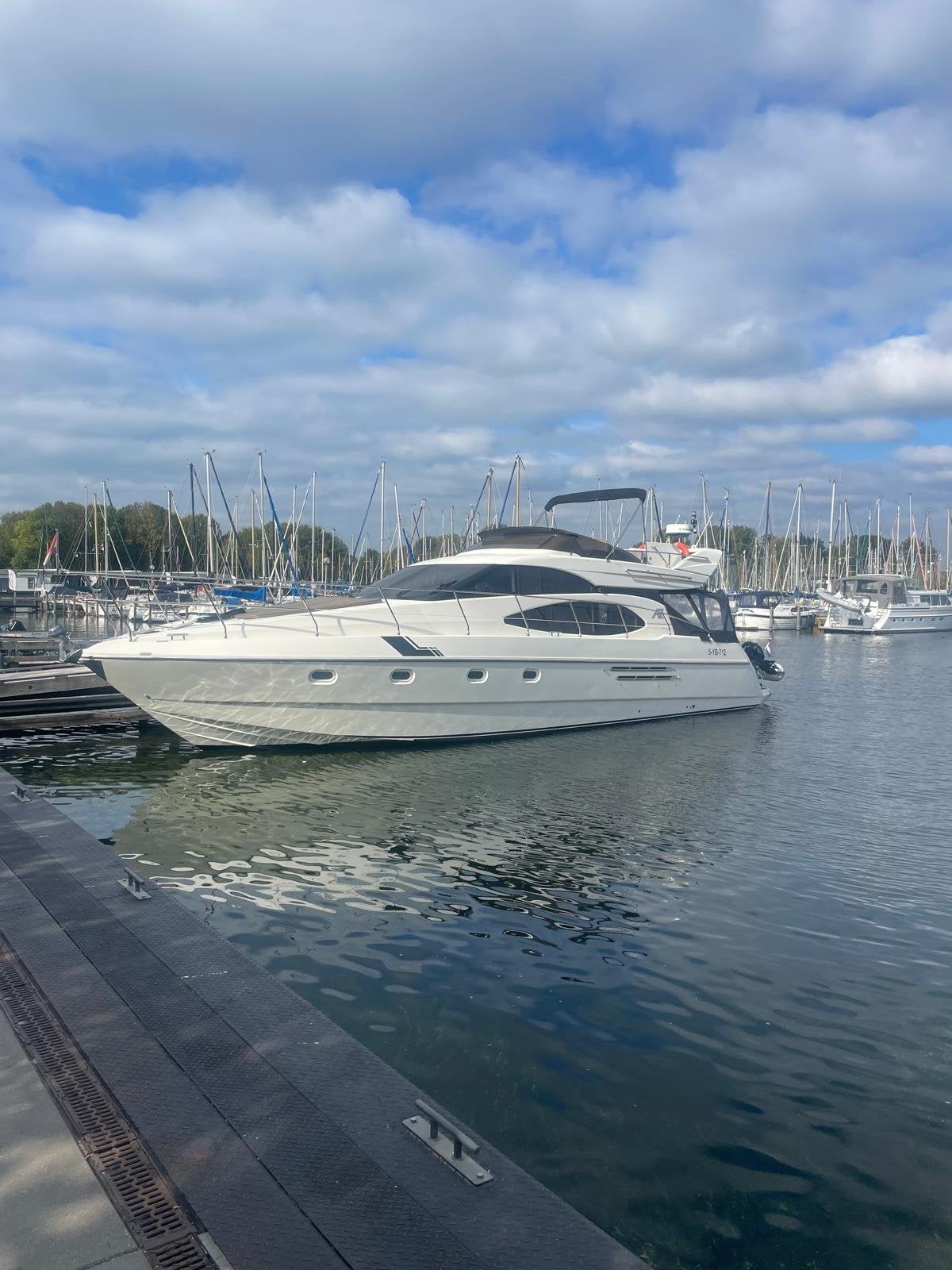 Azimut 50 Flybridge uit 1997, Watersport en Boten, Motorboten en Motorjachten, Overige merken, Gebruikt, Binnenboordmotor, Diesel