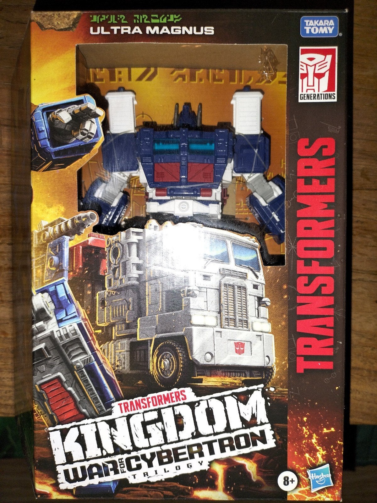 Transformers Kingdom War for Cybertron Ultra Magnus, Verzamelen, Overige generaties, Ophalen, Nieuw, Autobots