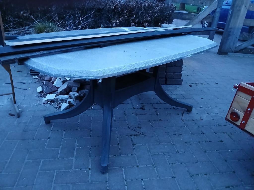 Gratis tuintafel, Tuin en Terras, Tuinbanken, Ophalen, Gebruikt, Kunststof