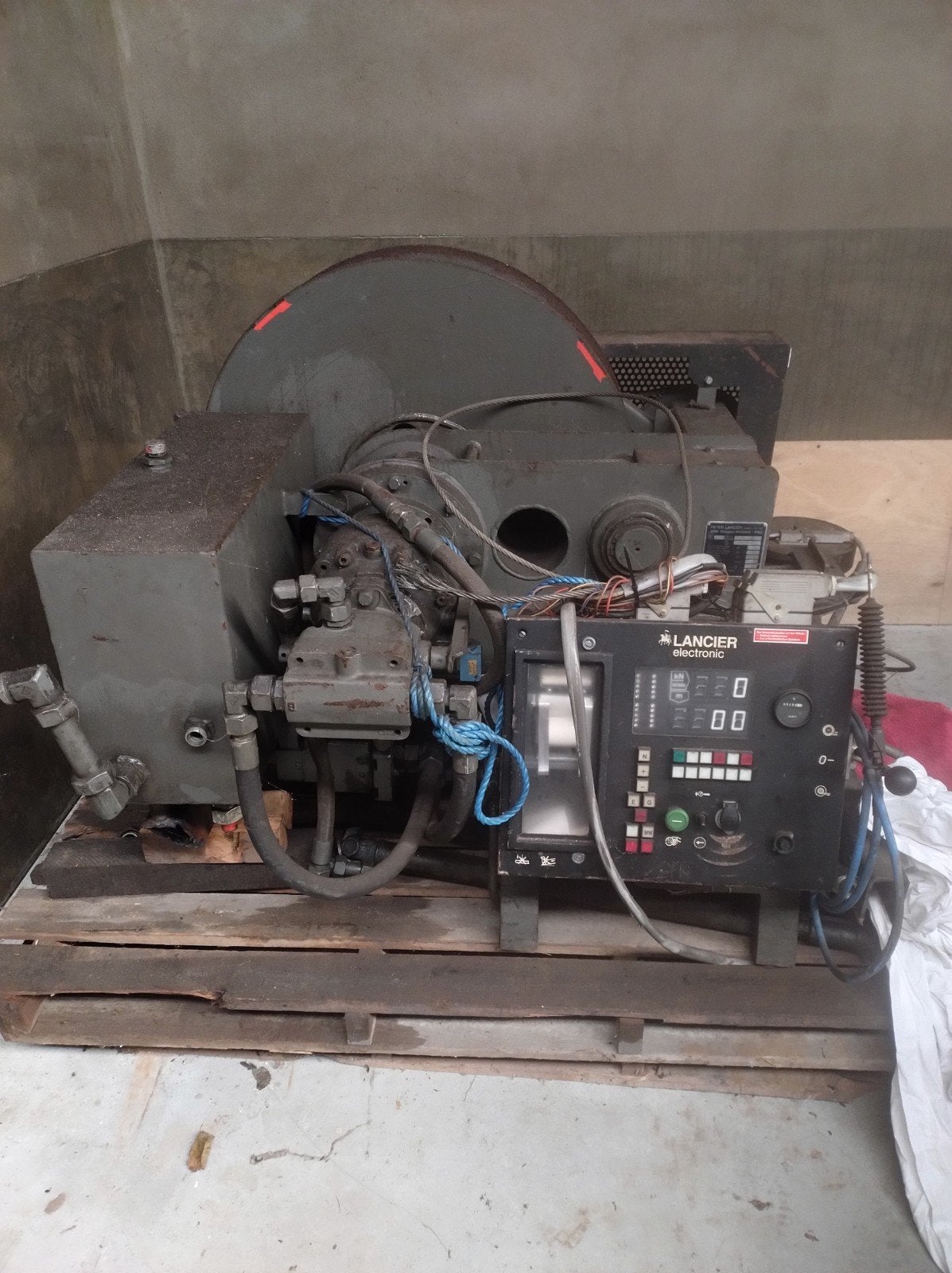 zware hydraulische lier, Ophalen, Gebruikt