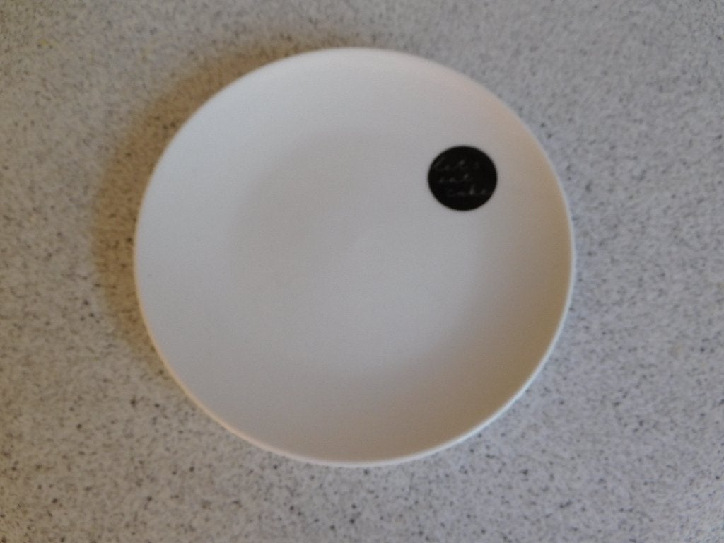 Bord 15 cm. Let's eat Cake Wit VT Wonen, Overige merken, Ophalen of Verzenden, Zo goed als nieuw, Bord(en)