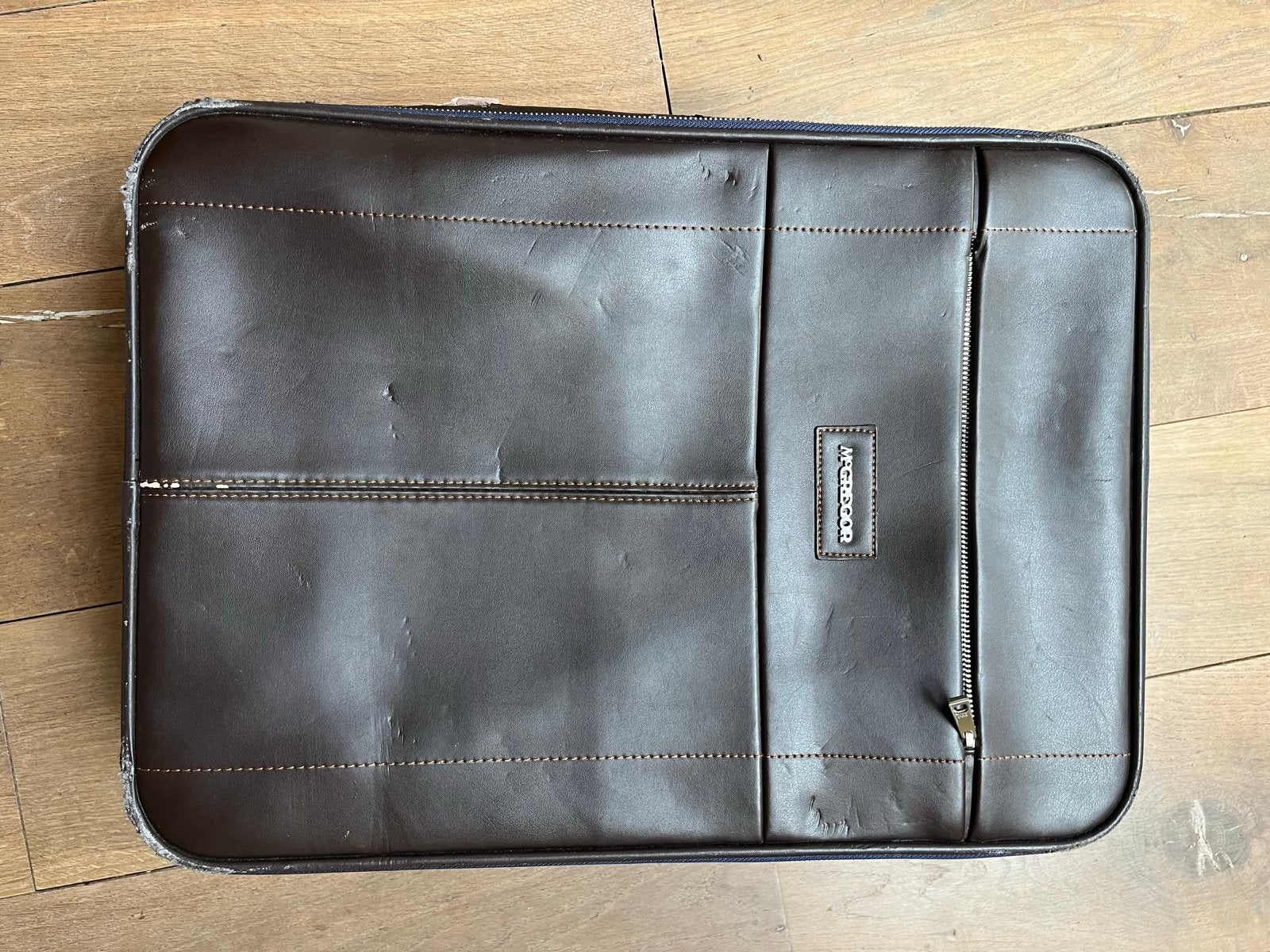 McGregor Koffer Bruin met Wieltjes en Uitschuifbare Handgree, 40 tot 60 cm, 30 cm of meer, Gebruikt, Bruin
