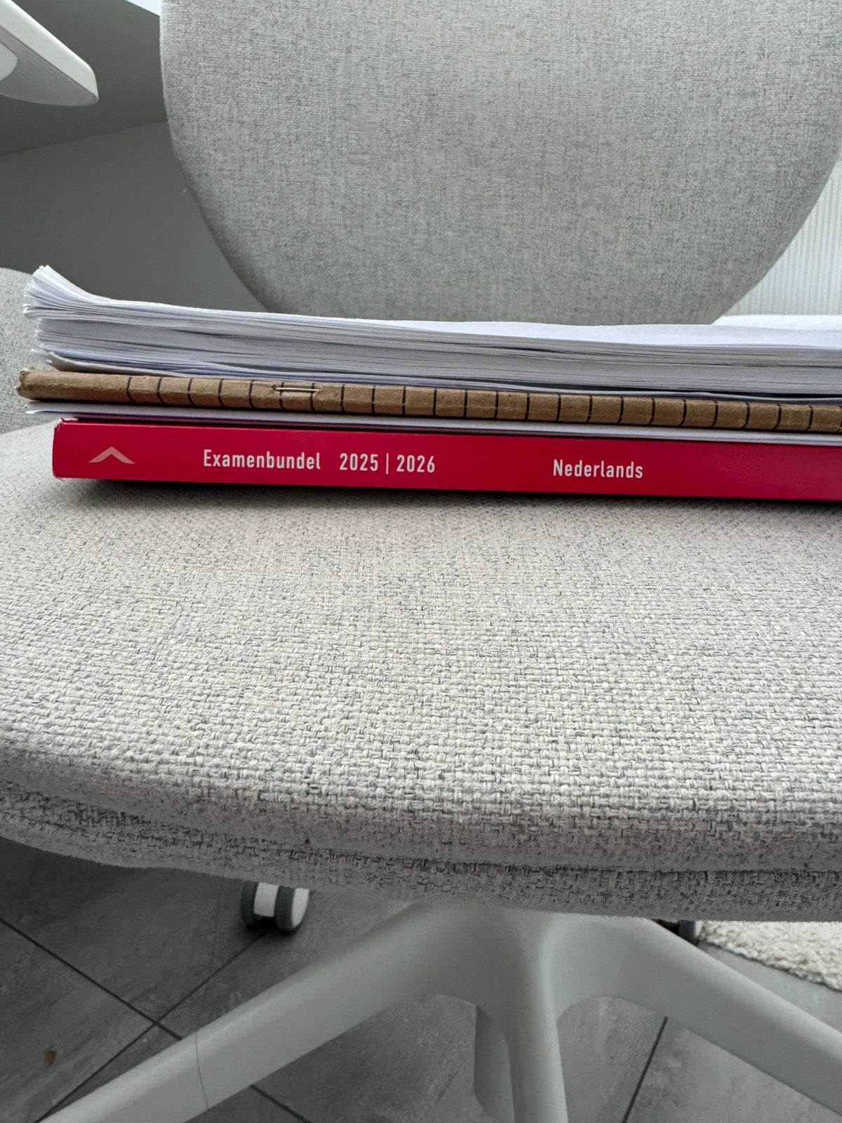 Nederlands VWO examenbundel/-trainingen, Ophalen, Zo goed als nieuw