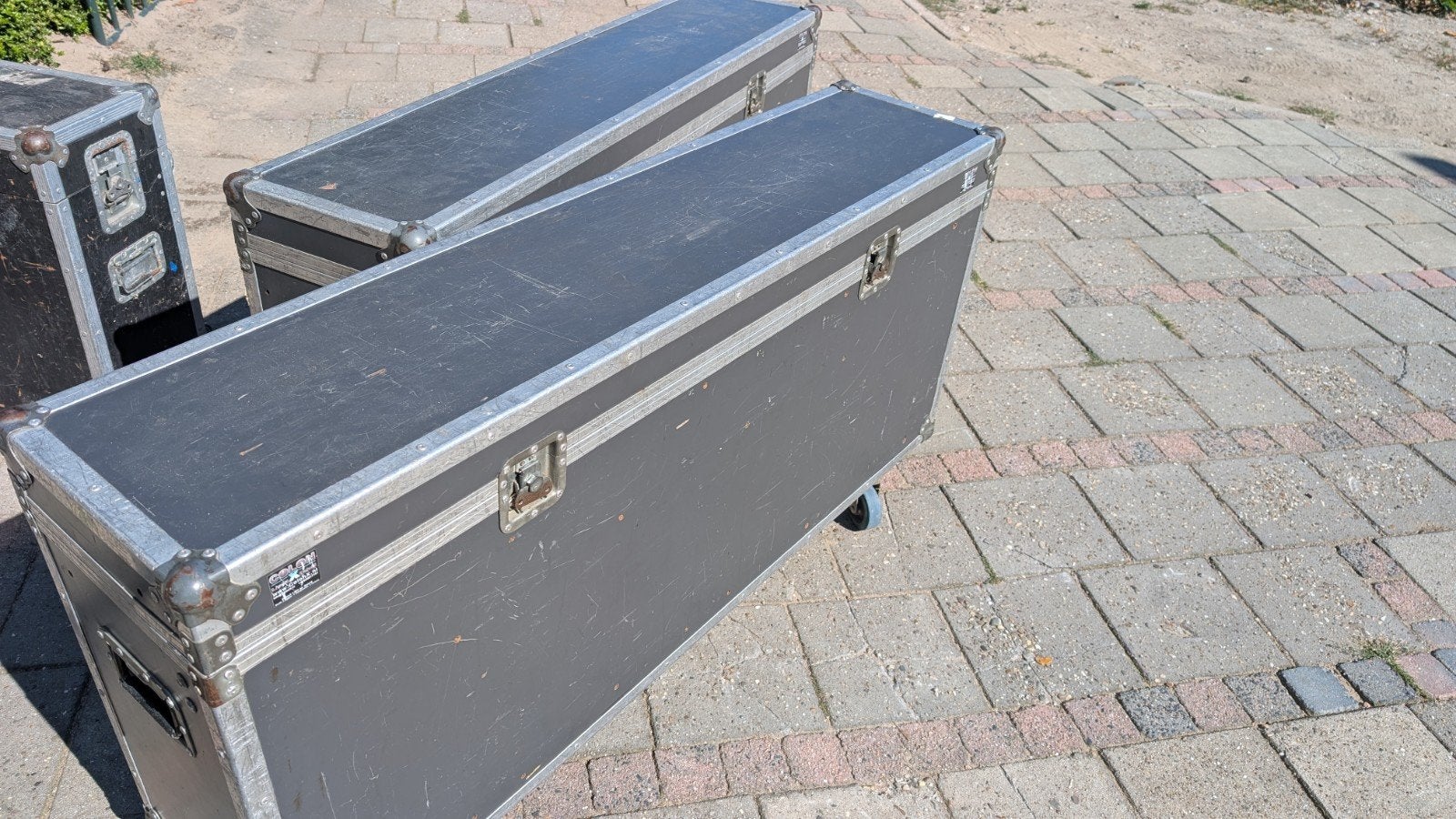 2 grote flightcases, kabelkist, lampen, Ophalen, Gebruikt, Overige instrumenten, Flightcase