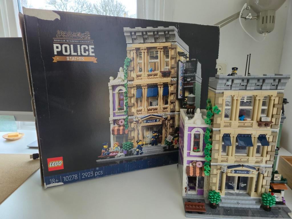 LEGO Politiebureau  ICON 10278, Ophalen of Verzenden, Gebruikt, Overige merken