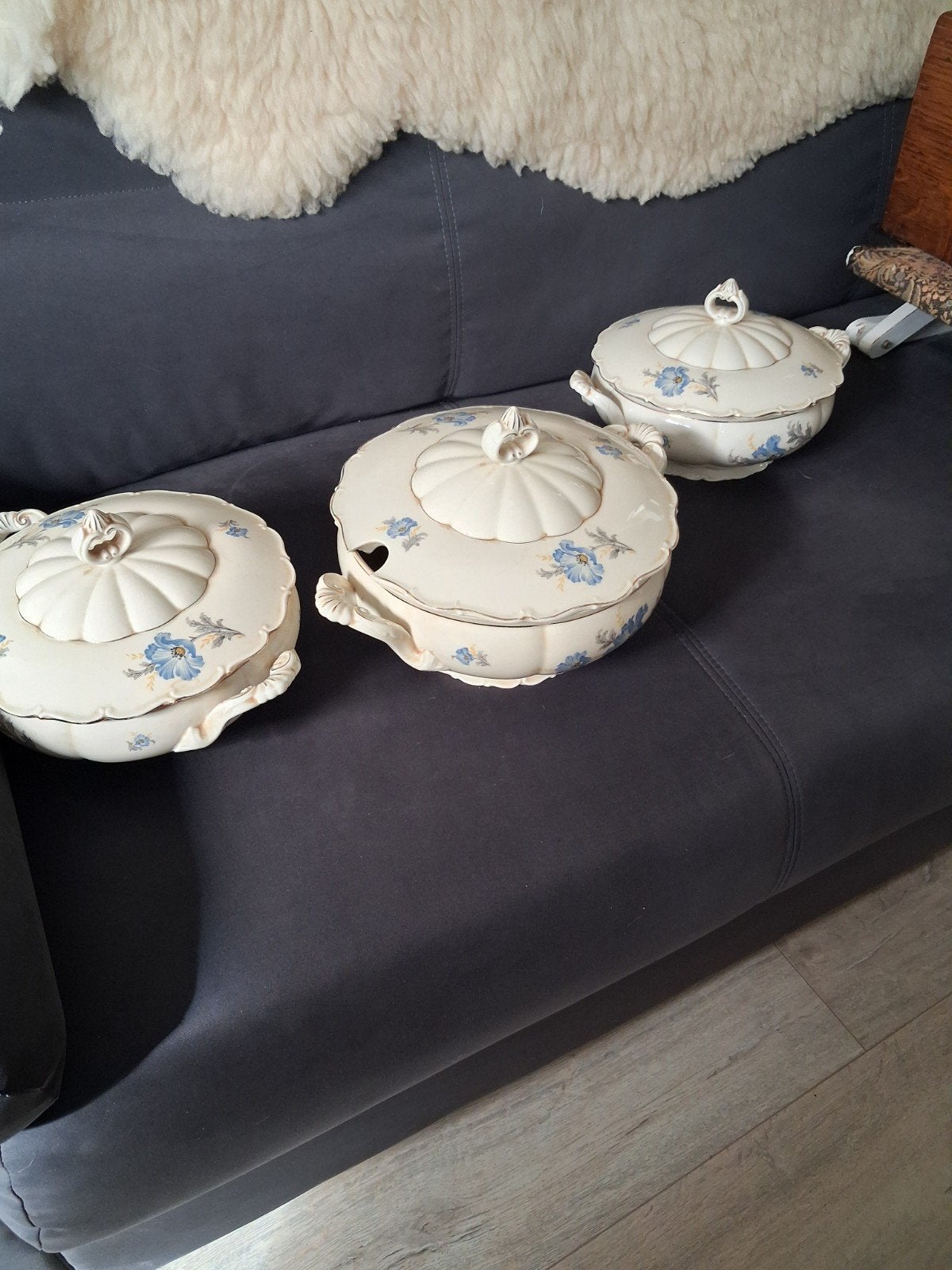Set van 3 antieke soepterrines en met bloemmotief, Antiek en Kunst, Ophalen of Verzenden