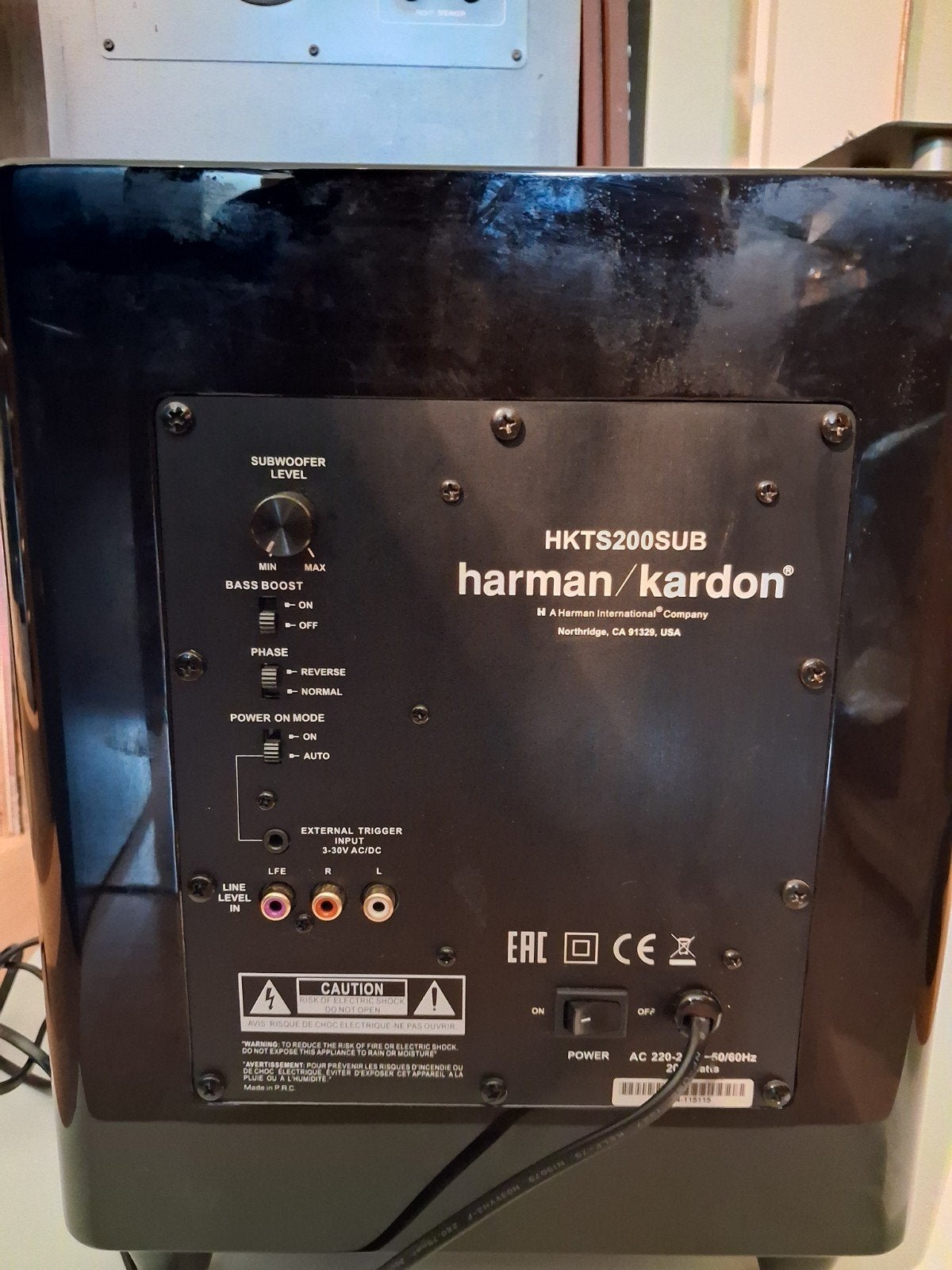 Harman/kardon hkts 200 sub, Overige merken, Ophalen of Verzenden, Zo goed als nieuw, 120 watt of meer