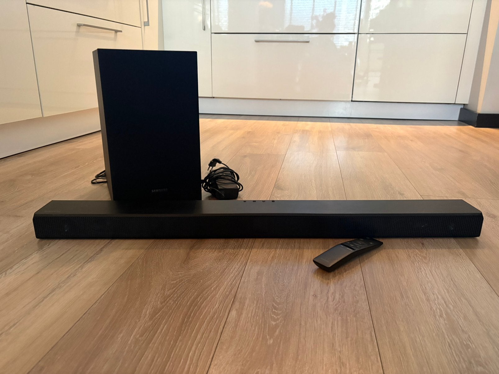 Samsung soundbar complete set HW-T550/XN, Ophalen, Zo goed als nieuw