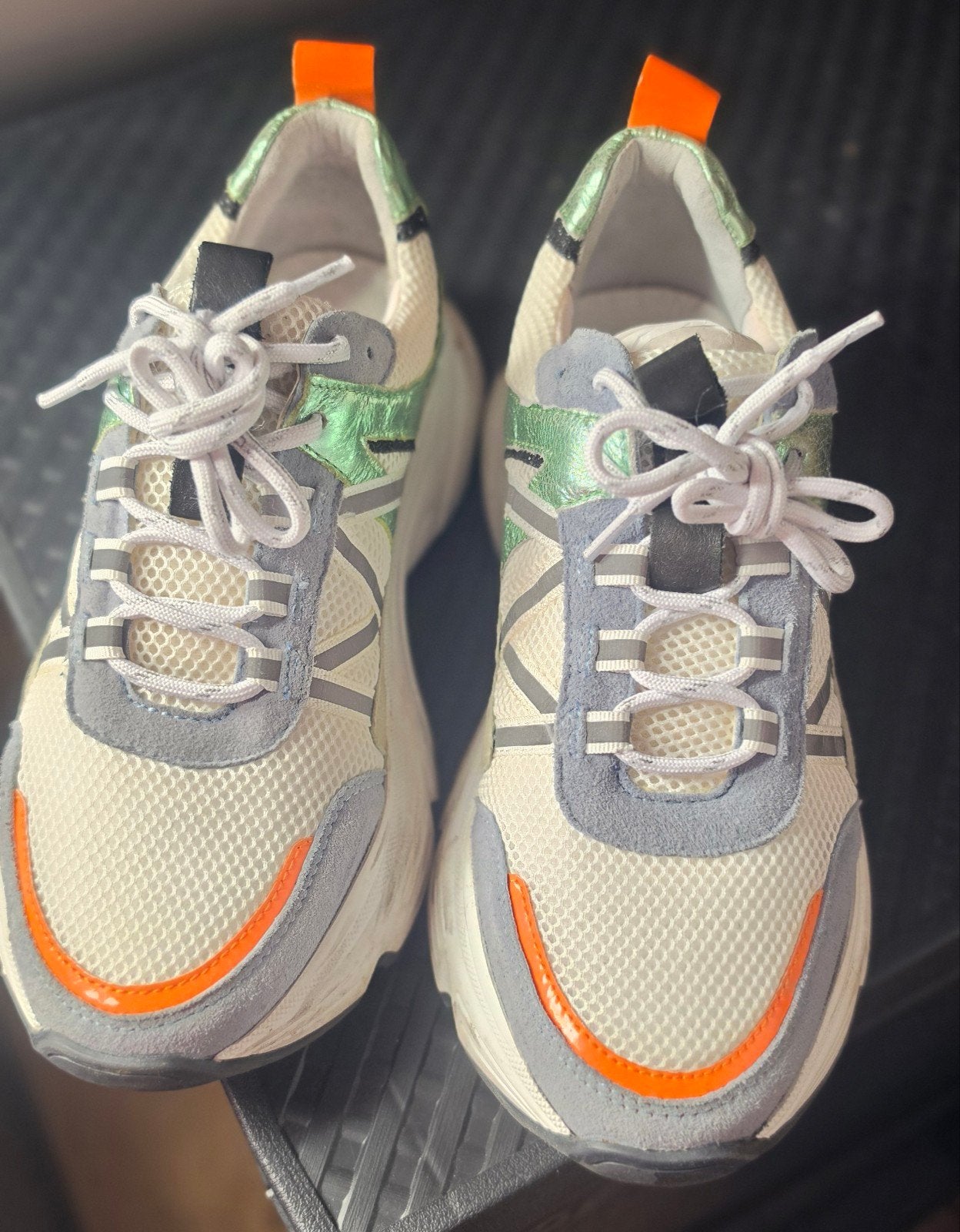 Omoda sneakers, Omoda, Ophalen of Verzenden, Sneakers of Gympen, Zo goed als nieuw
