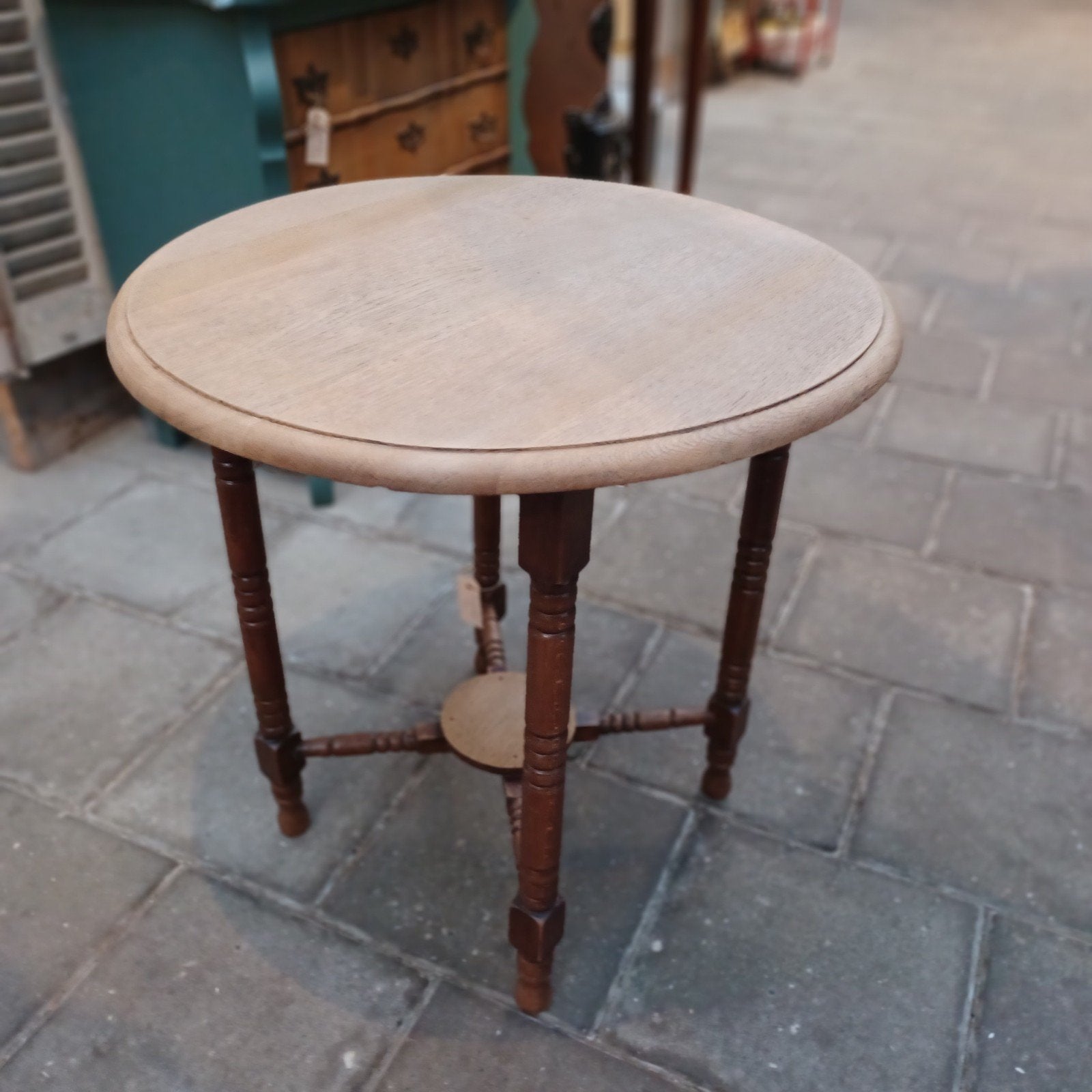 Ronde tafel/tafeltje/bijzet-tafel, Ophalen
