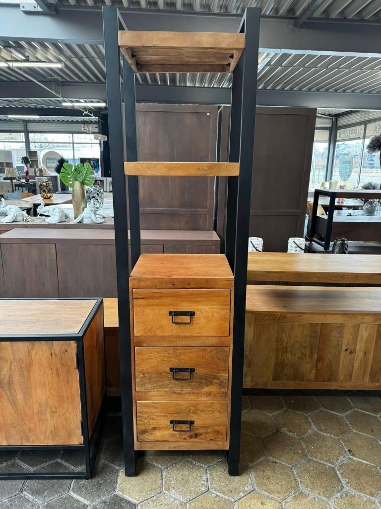Nieuwe mangohouten boekenkast, Ophalen, 200 cm of meer, Nieuw, 50 tot 100 cm