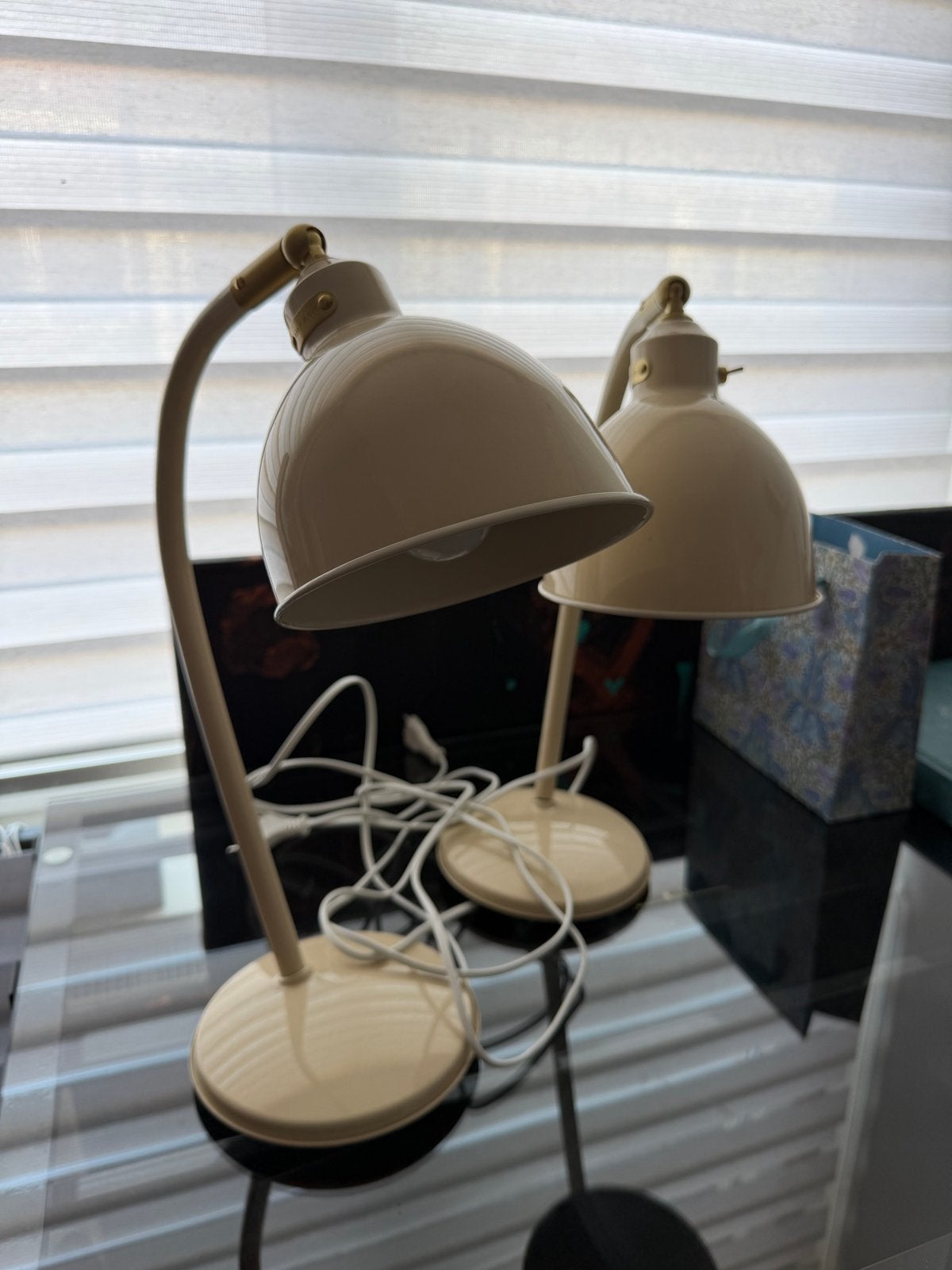 Set van 2 beige IKEA tafellampen, Huis en Inrichting, Lampen | Tafellampen, Beige, Ophalen of Verzenden, Gebruikt, IKEA