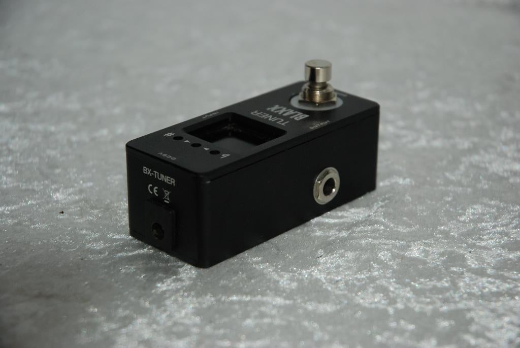 Stagg Blaxx tuner  <25251719>, Muziek en Instrumenten, Gebruikt, Stagg, ., .