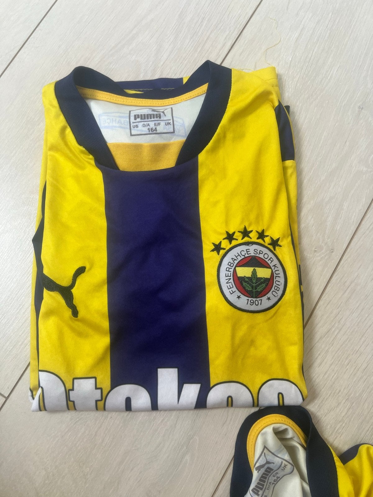 Voetbaltenues voor kinderen - Diverse clubs en maten, Maat M, Ophalen, Gebruikt, Set