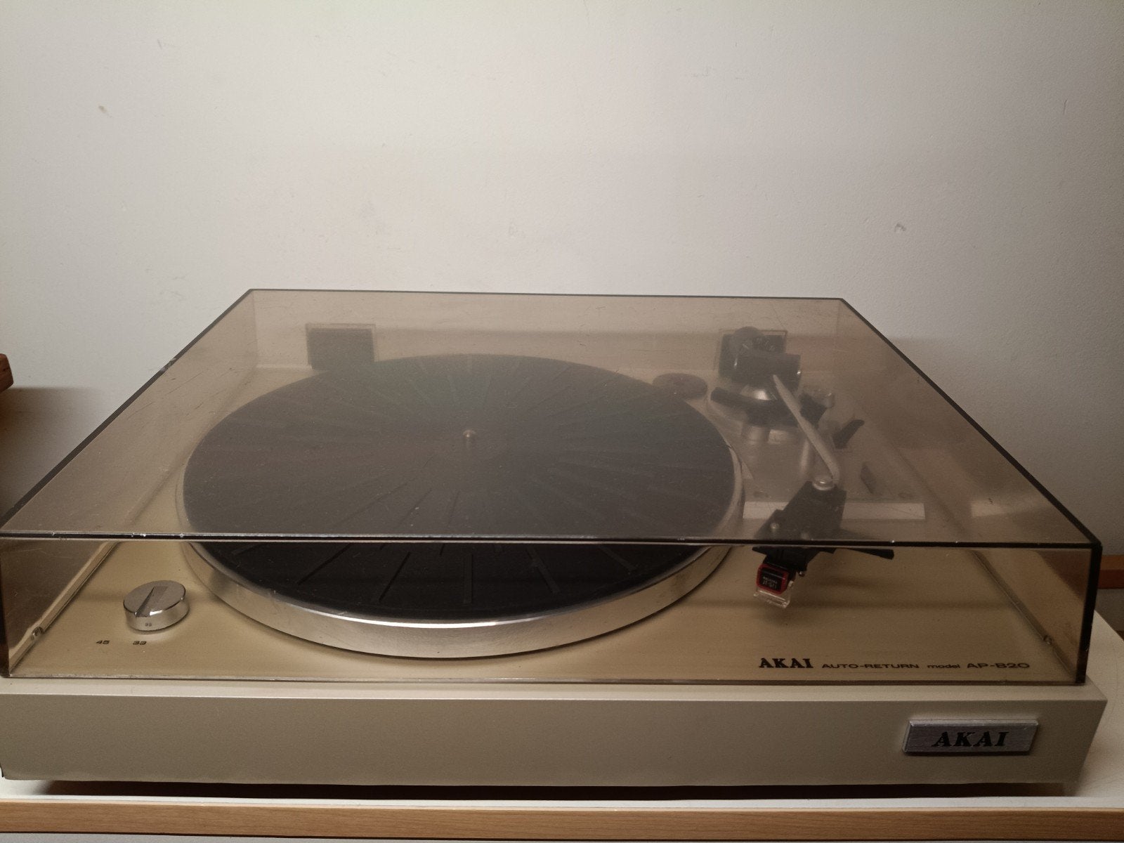 Akai  AP-B20 platenspeler, halfautomaat., Gebruikt, Automatisch, Ophalen of Verzenden, Platenspeler