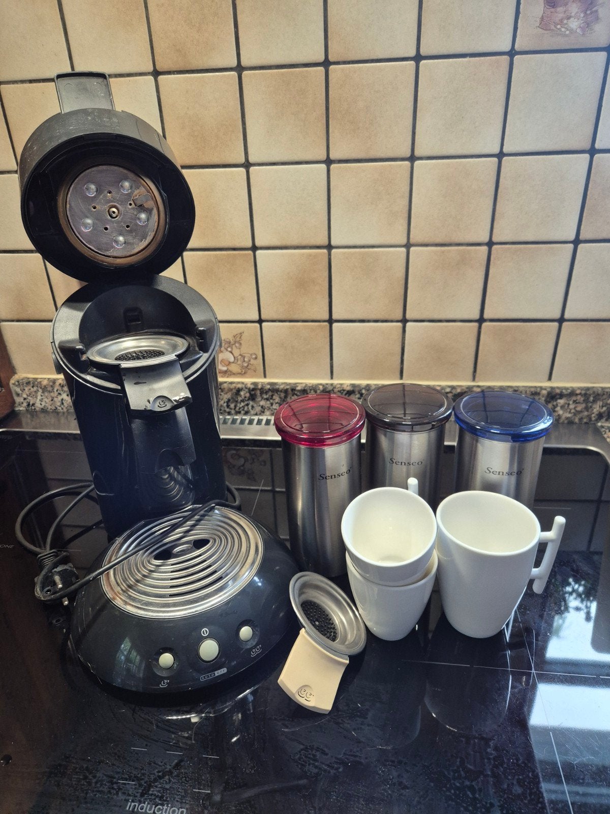 Senseo koffiezetapparaat met accessoires, Ophalen, Koffiepads en cups, Gebruikt, Koffiemachine