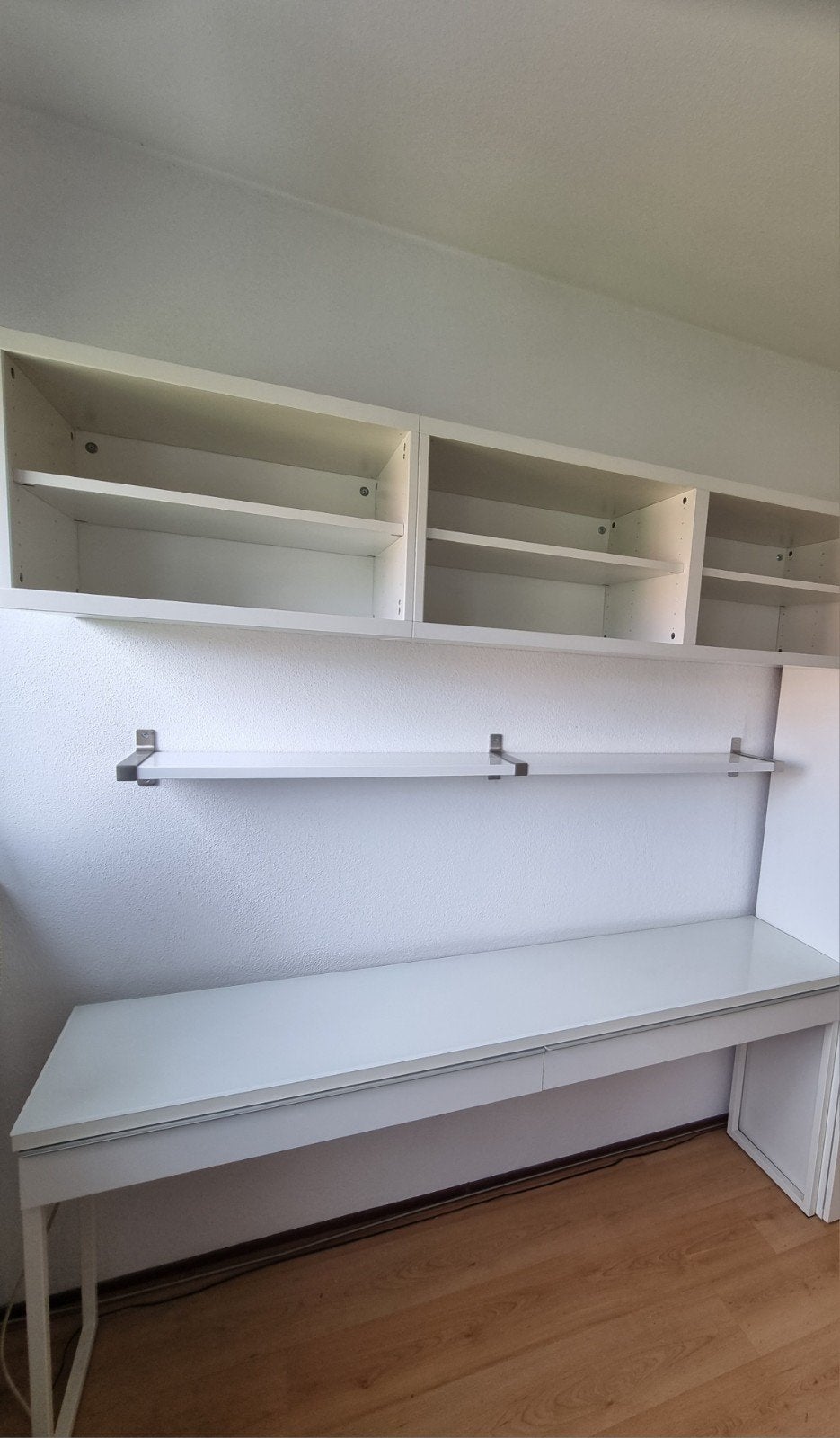 Wit ikea bureau met lades en opbergruimte-Zo goed als nieuw, Ophalen, Met lades, Hout, Zo goed als nieuw
