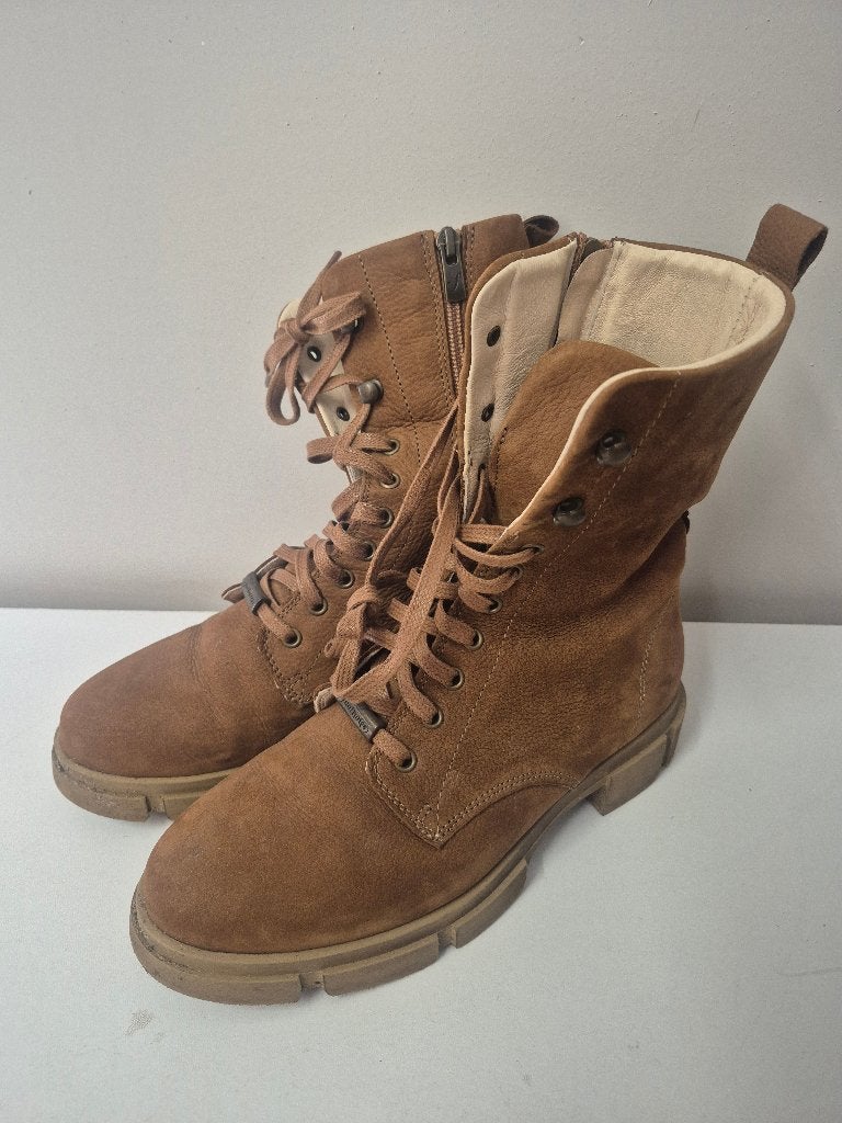 Hele mooie bruine Dames laarsjes footnotes maat 39, Bruin, Lage of Enkellaarzen, Ophalen of Verzenden, Footnotes