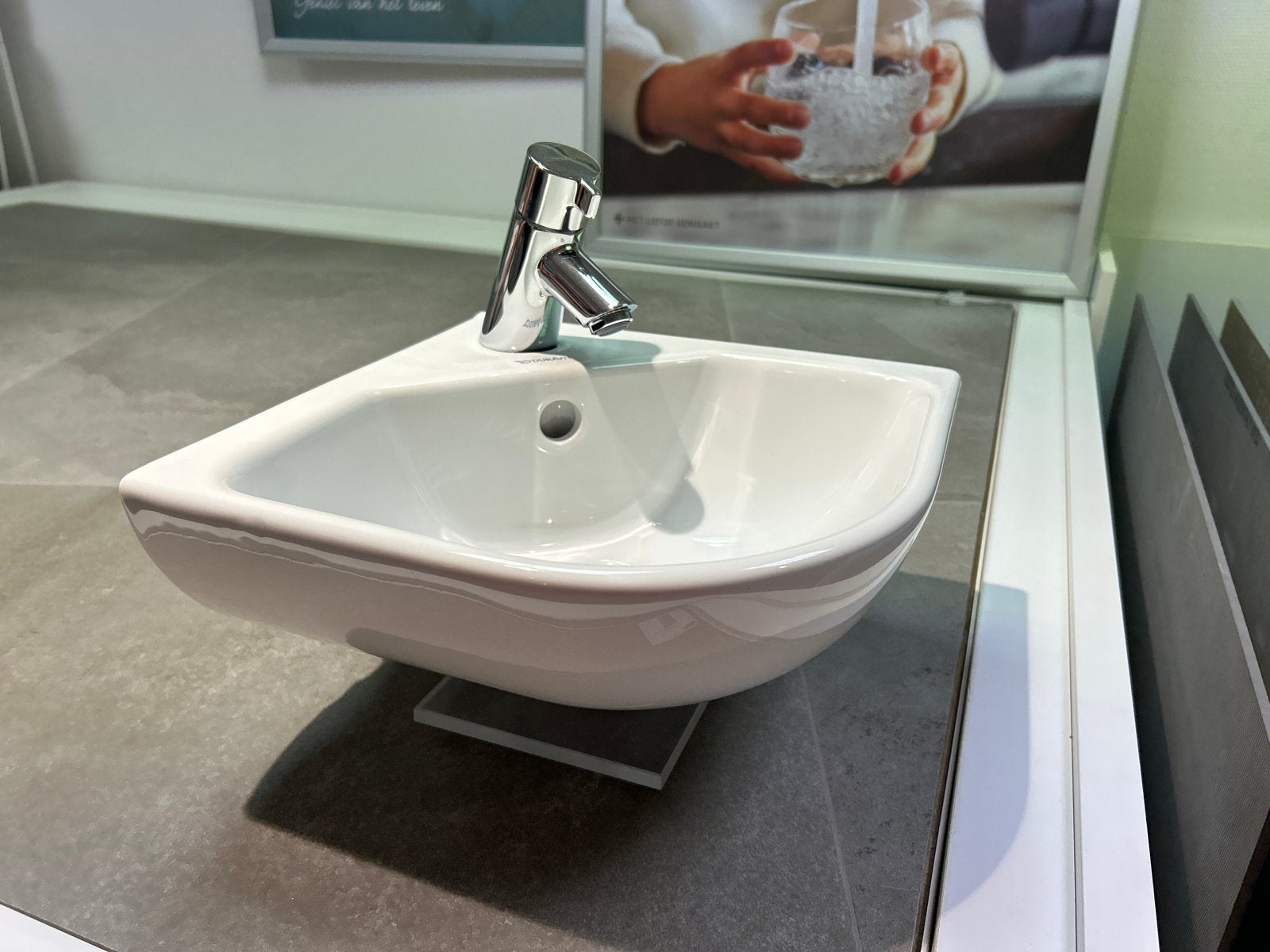 Duravit wastafel met Hansgrohe kraan, Ophalen of Verzenden, Zo goed als nieuw, Chroom, Wastafel